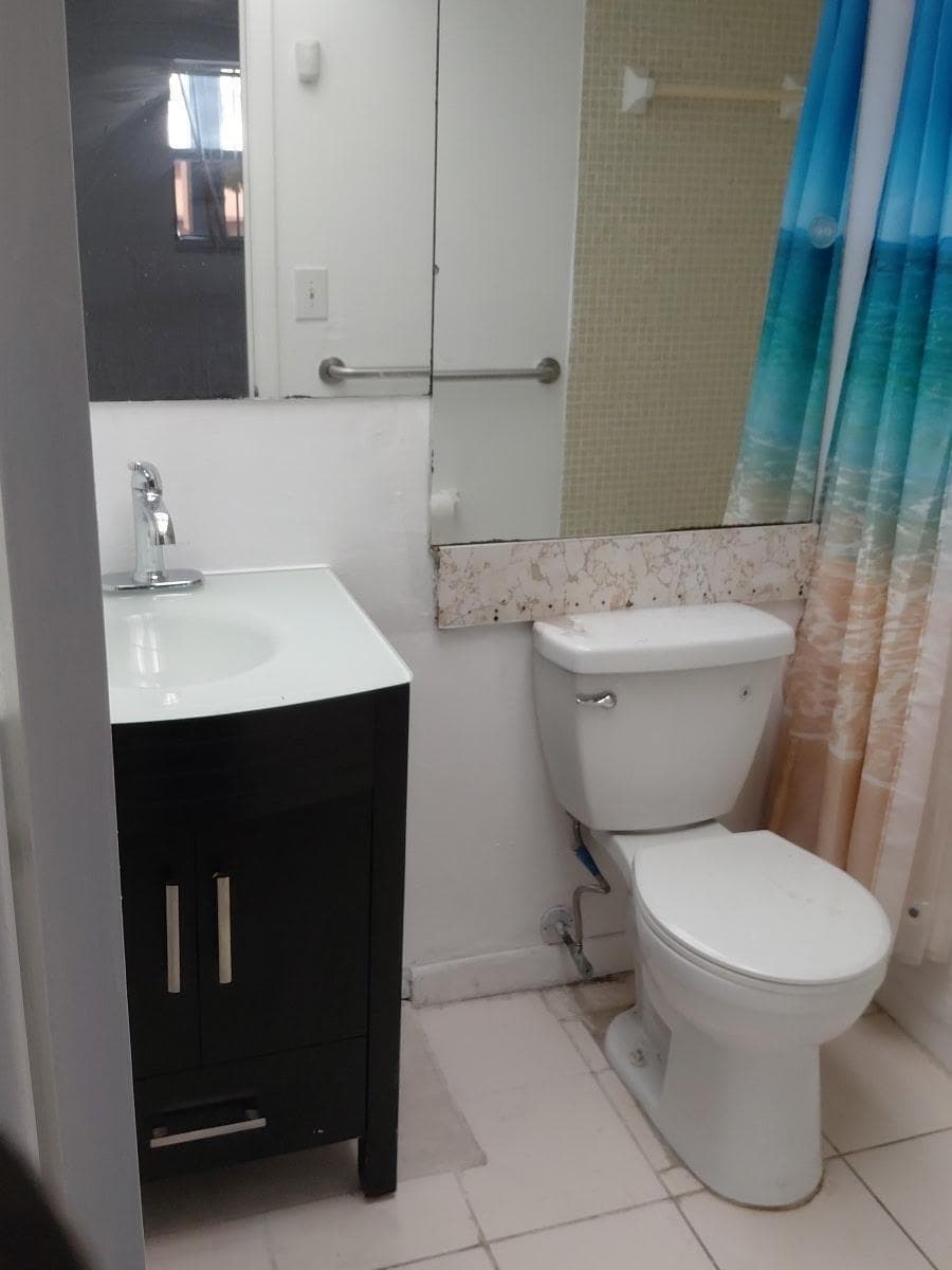 8460 Sunrise Lakes Boulevard 202, Sunrise, FL 33322 — photo 21 of 33