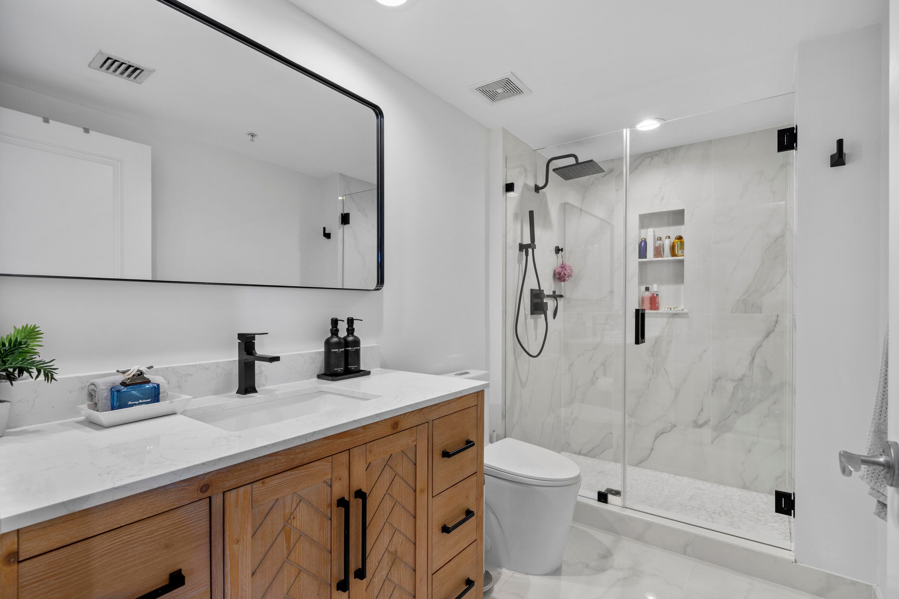 347 N New River Dr Drive E 1203, Fort Lauderdale, FL 33301 — photo 21 of 26