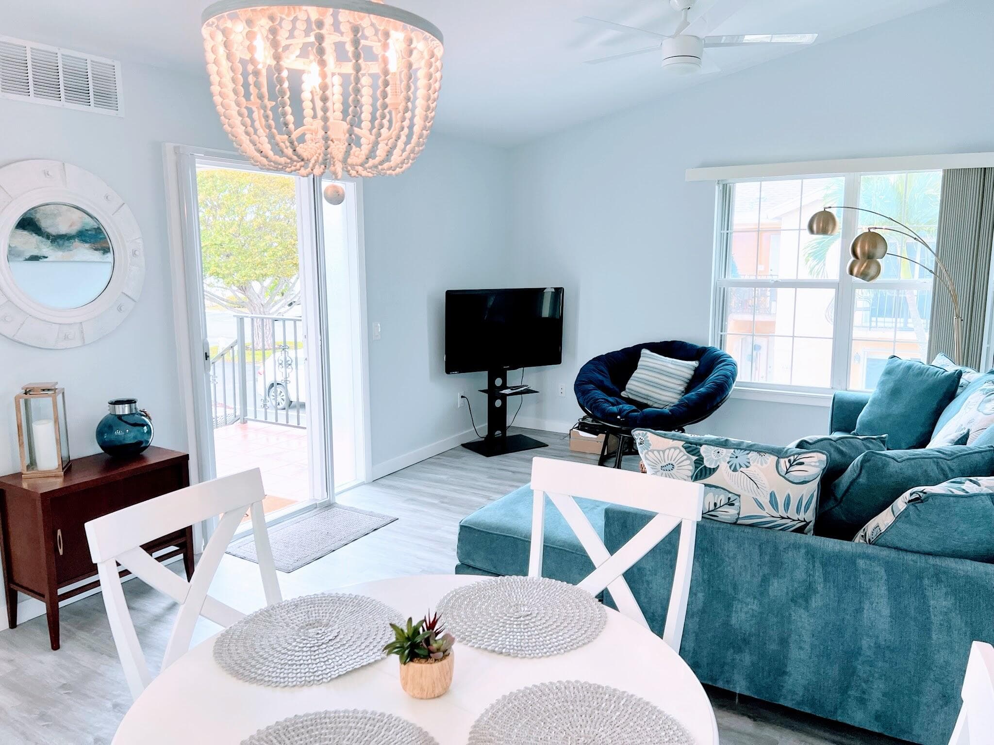 647 Waterside Drive, Hypoluxo, FL 33462 — photo 4 of 24