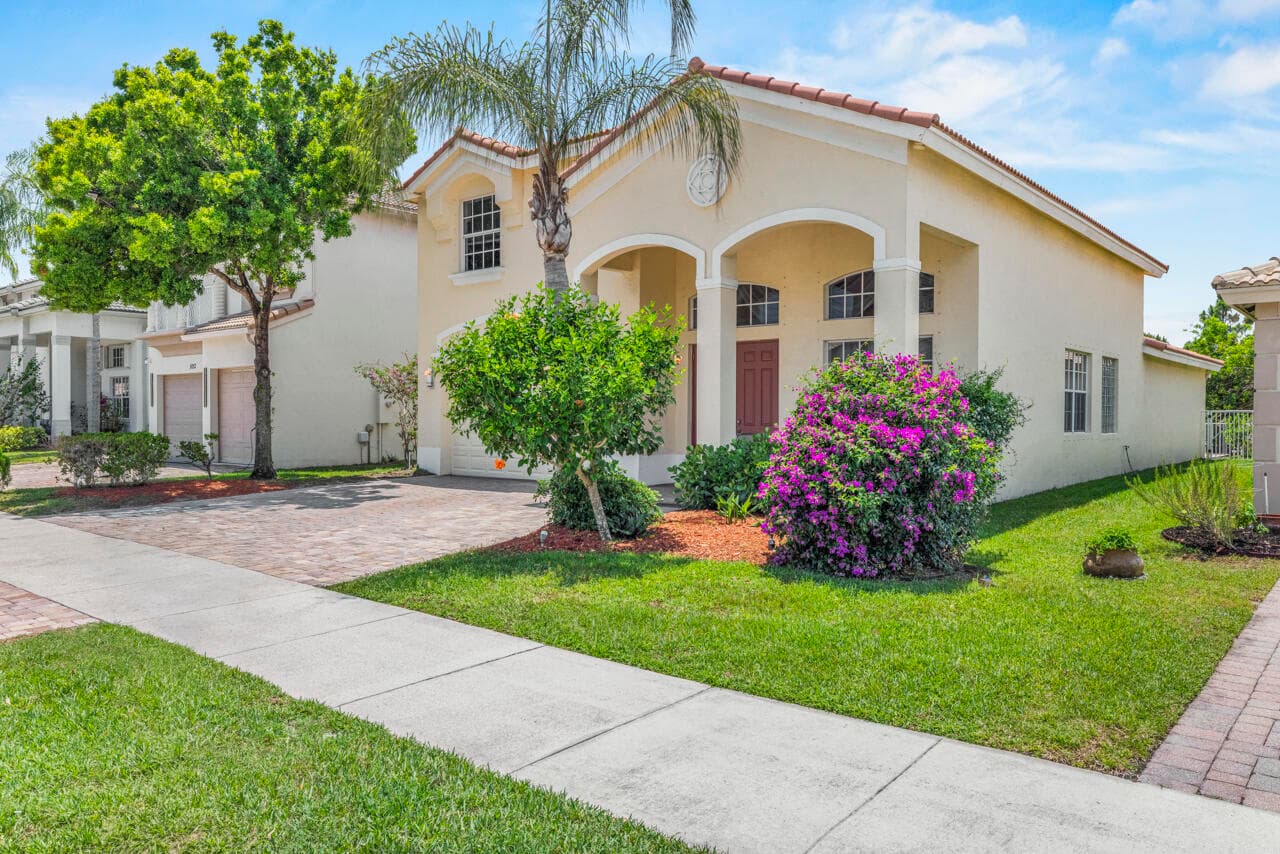 5040 SE Graham Drive, Stuart, FL 34997 — photo 3 of 53