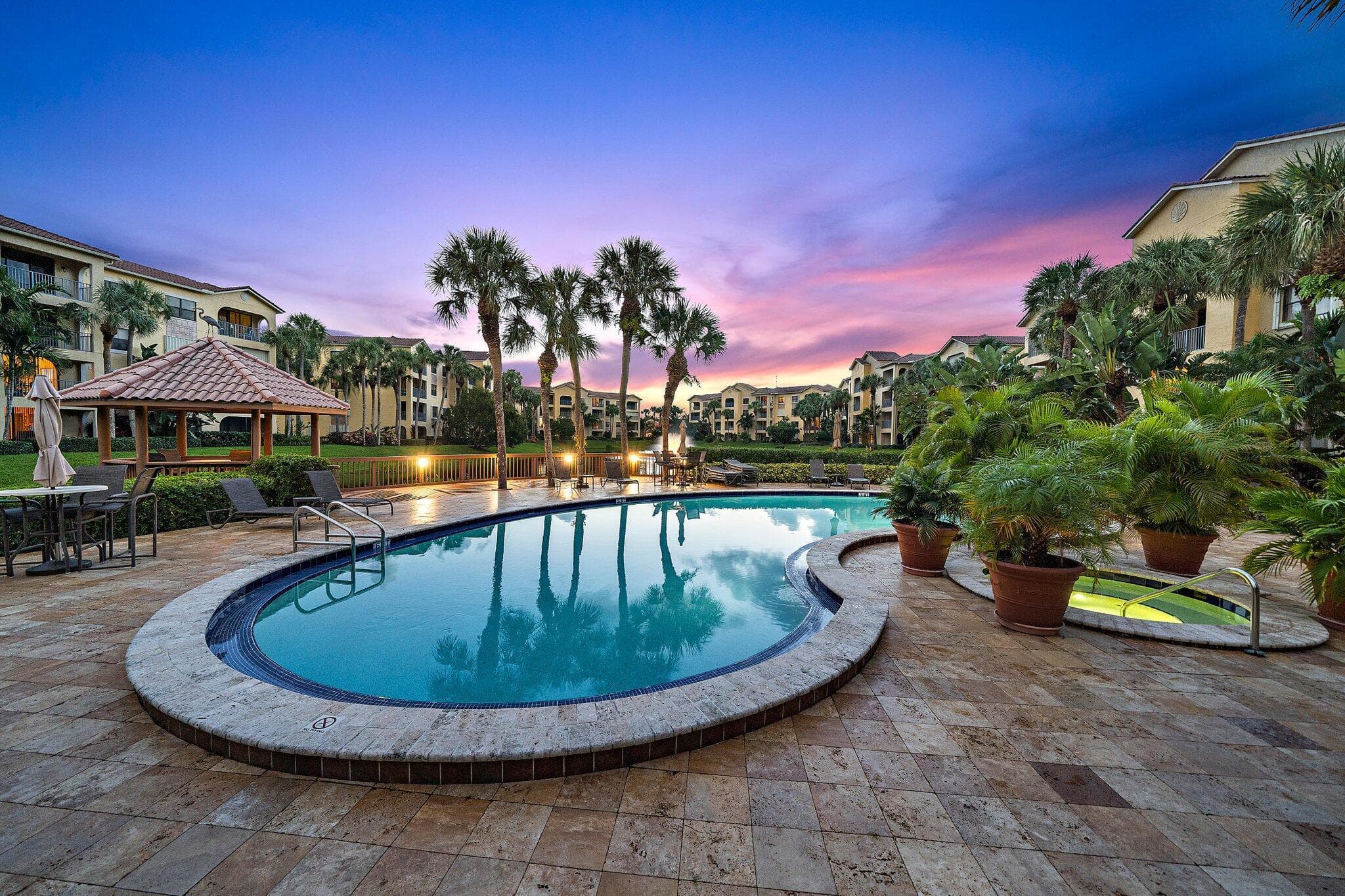 800 Uno Lago Drive 104, Juno Beach, FL 33408 — photo 2 of 48