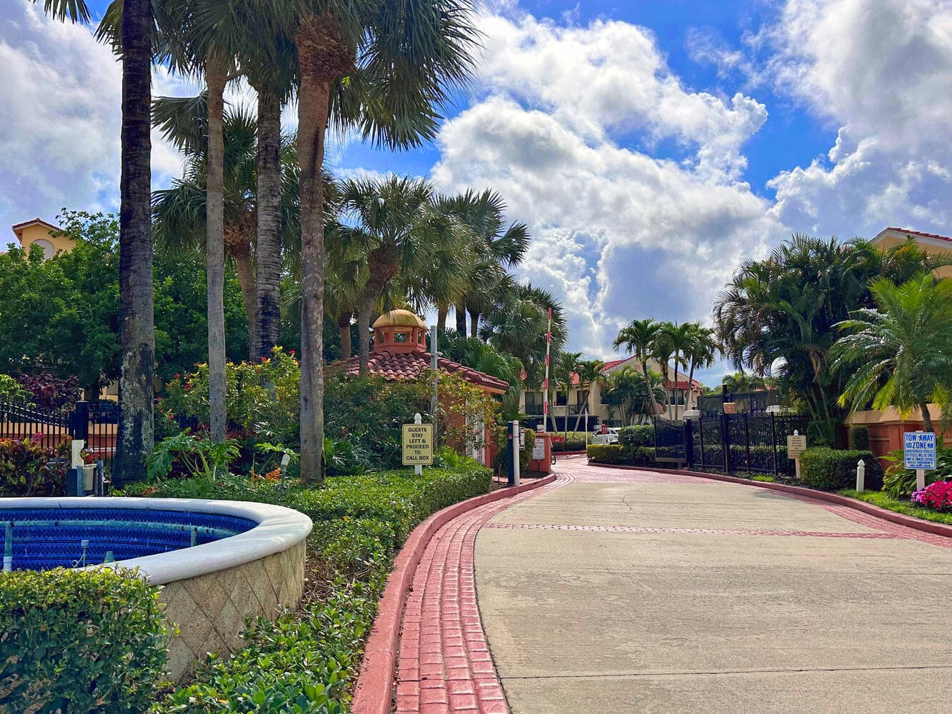 800 Uno Lago Drive 104, Juno Beach, FL 33408 — photo 31 of 48