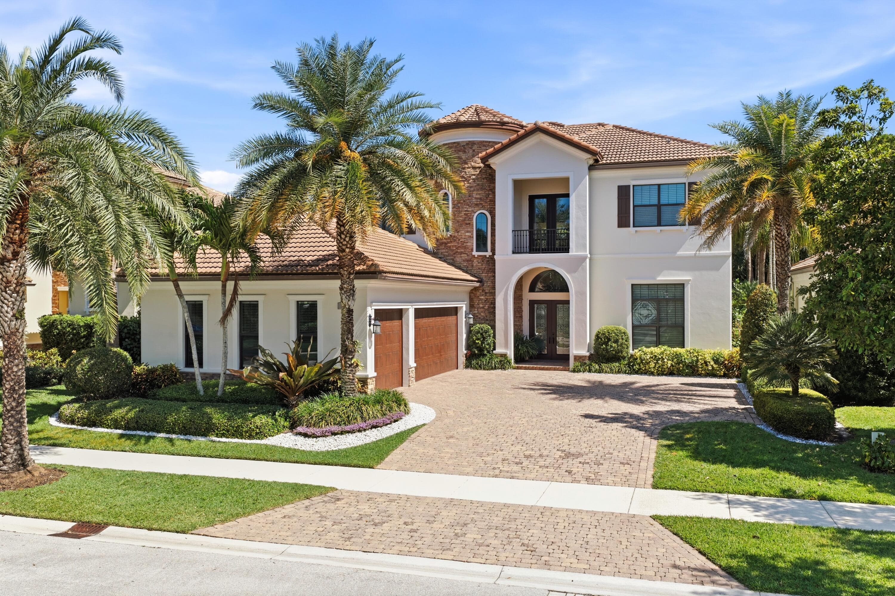165 Gardenia Isle Drive, Palm Beach Gardens, FL 33418 — photo 3 of 67