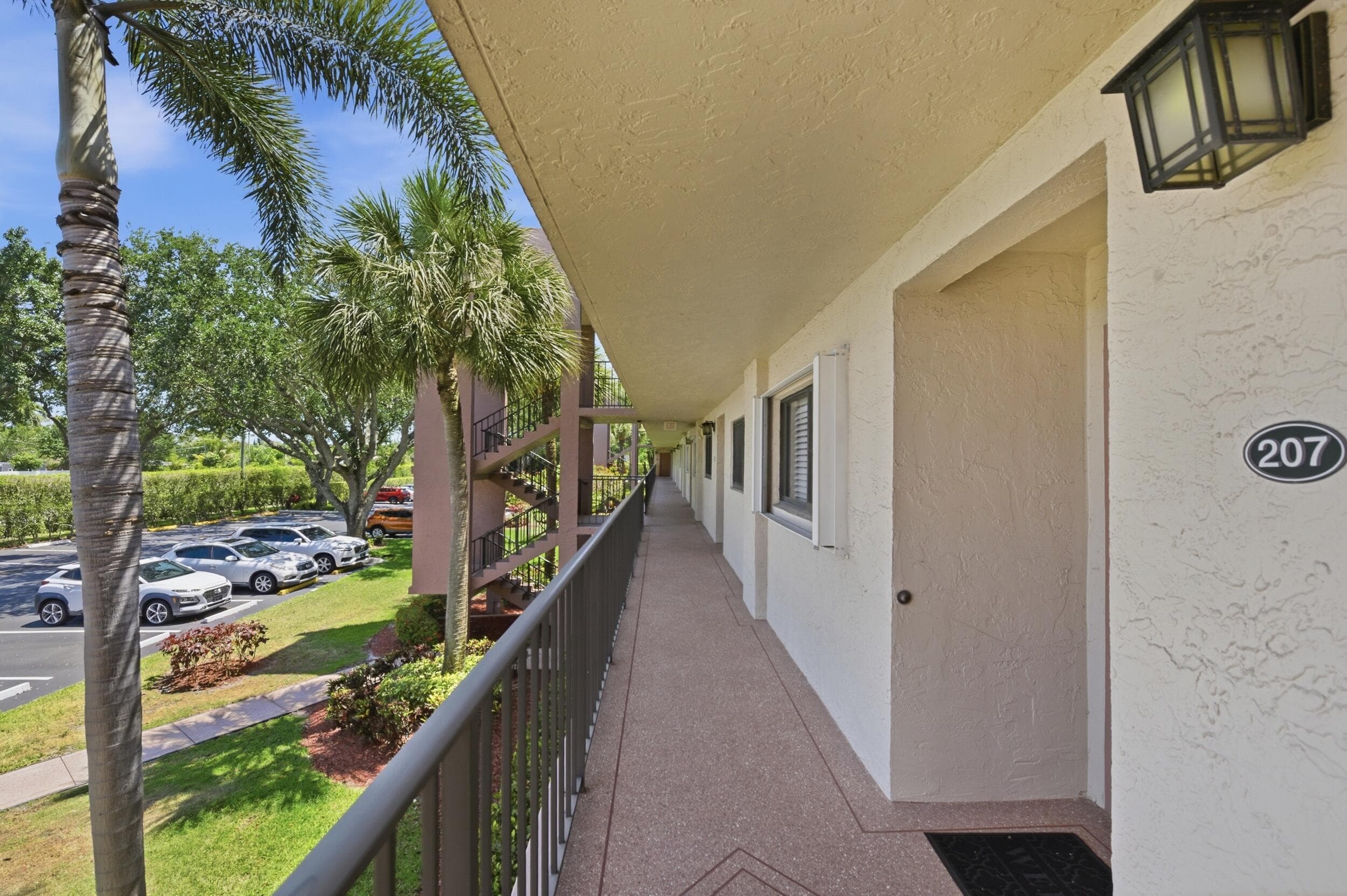 15461 Pembridge Drive 207, Delray Beach, FL 33484 — photo 25 of 41