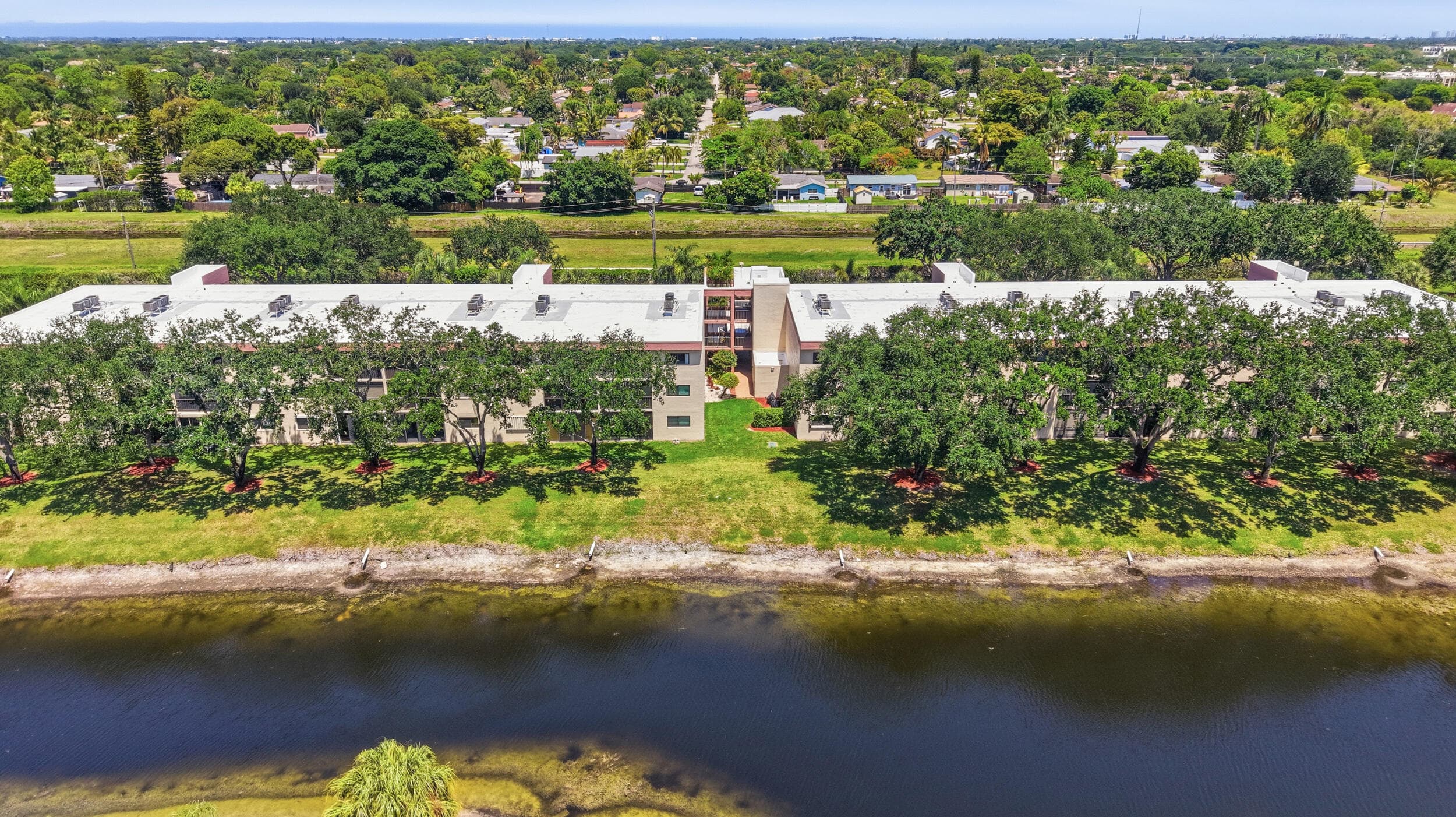 15461 Pembridge Drive 207, Delray Beach, FL 33484 — photo 33 of 41