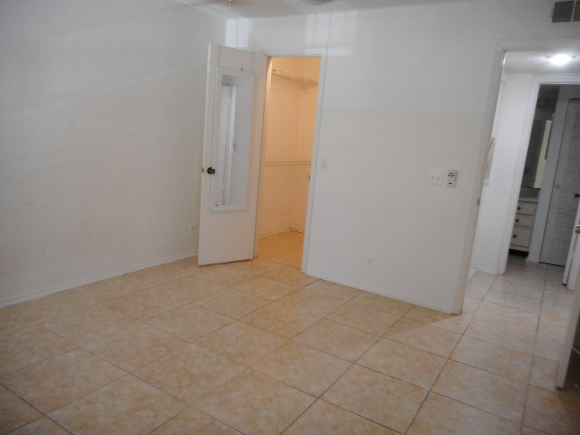 2986 S University Drive 8205, Davie, FL 33328 — photo 7 of 19