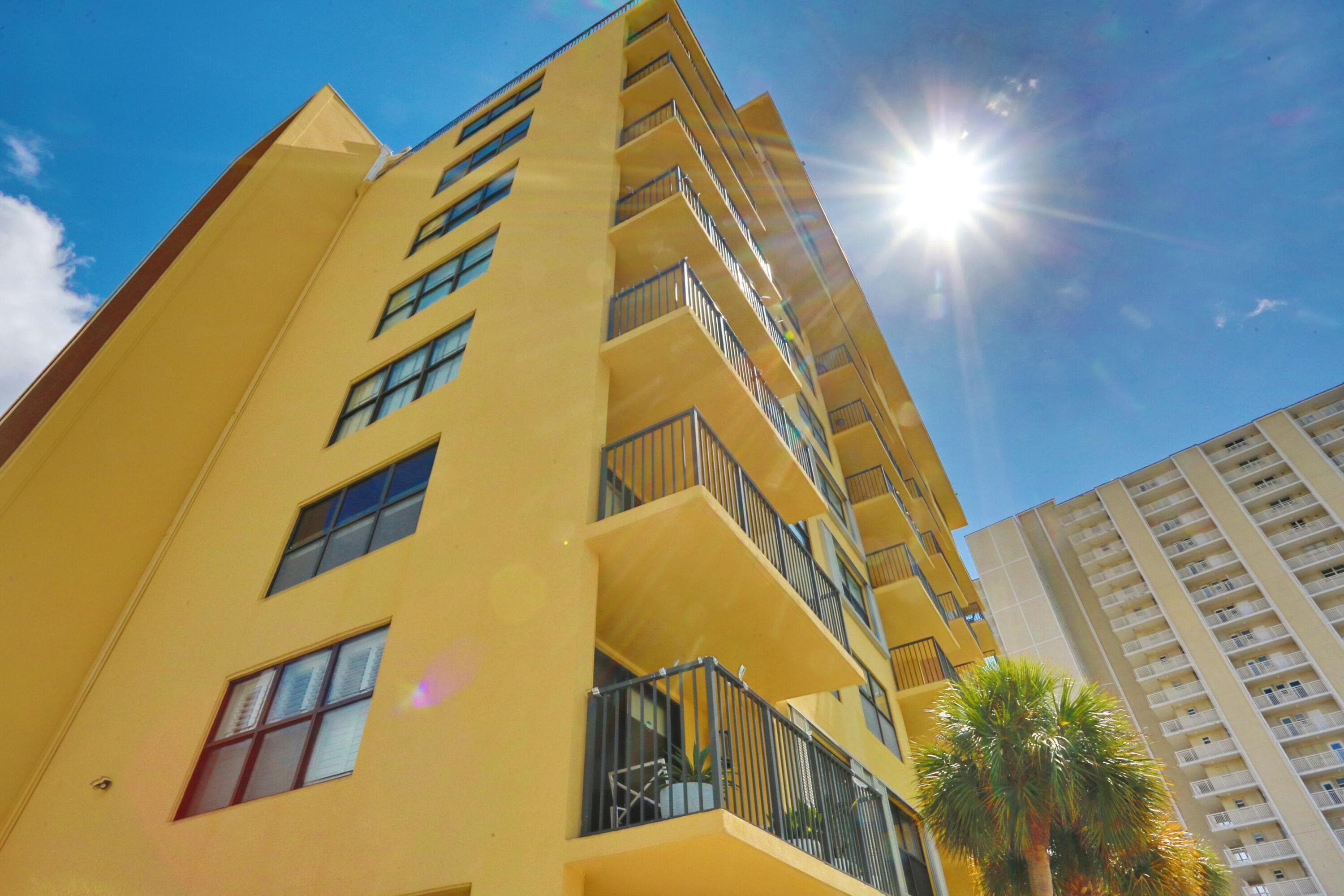 801 N Ocean Boulevard 803, Pompano Beach, FL 33062 — photo 4 of 40
