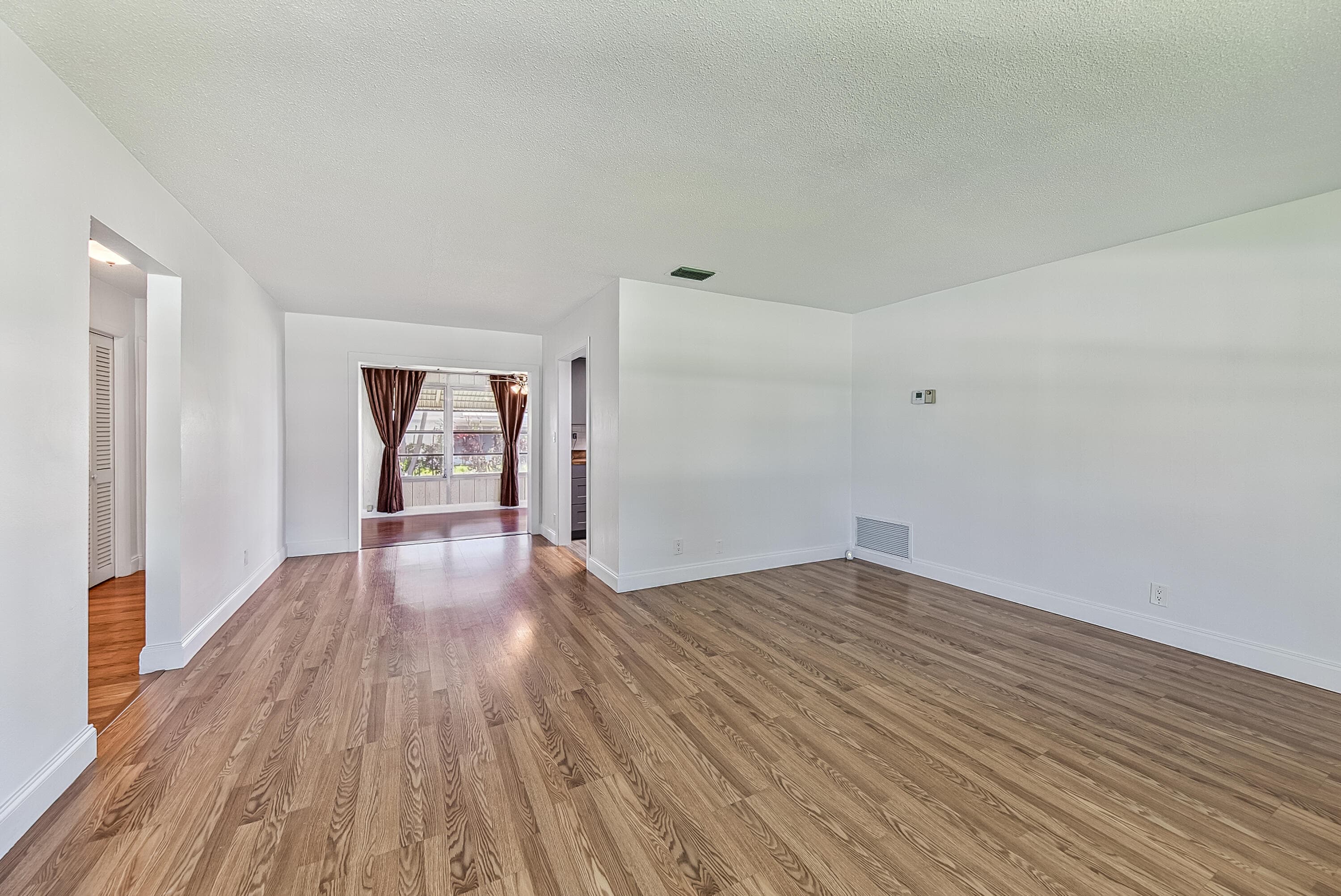 2521 N Cypress Road, Pompano Beach, FL 33064 — photo 10 of 37