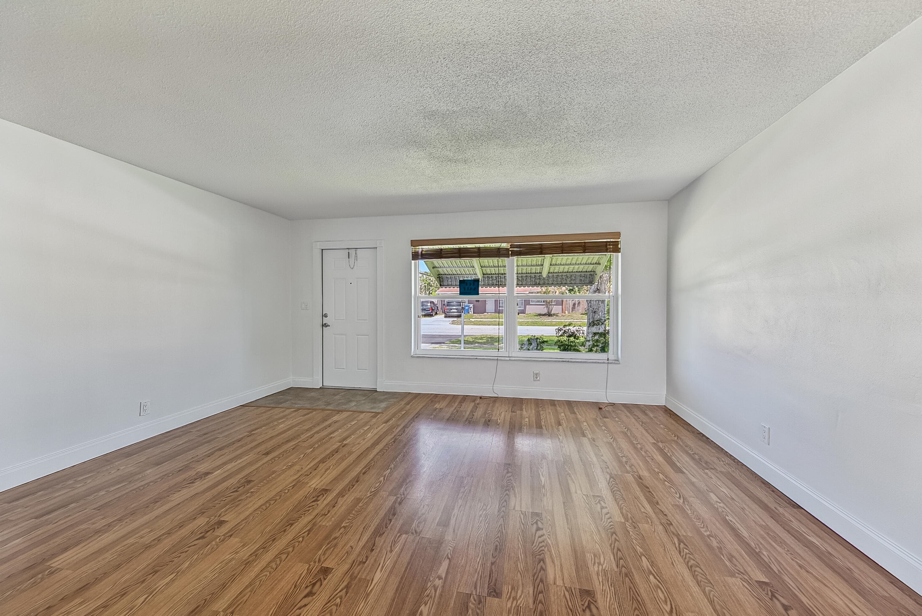 2521 N Cypress Road, Pompano Beach, FL 33064 — photo 11 of 37