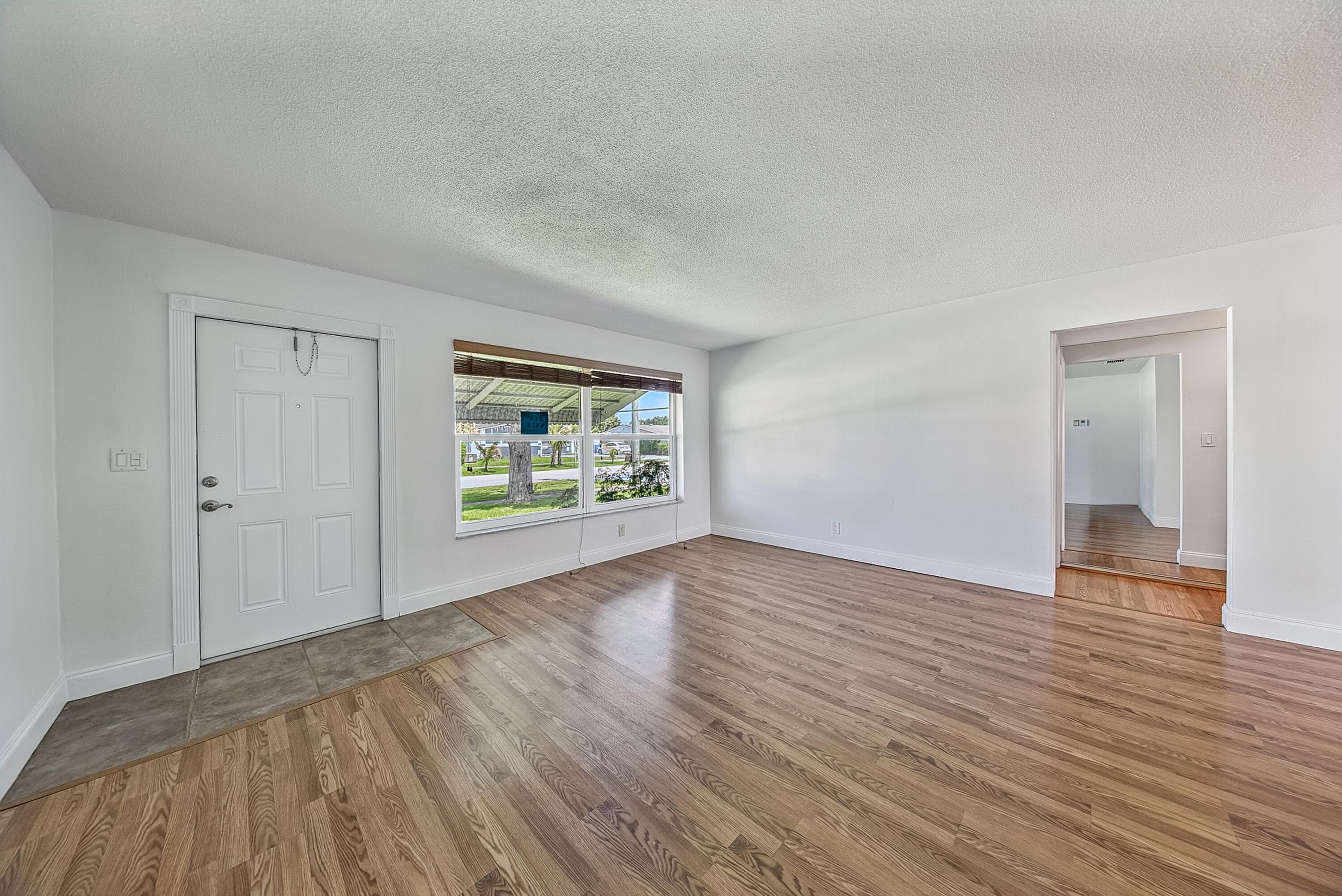 2521 N Cypress Road, Pompano Beach, FL 33064 — photo 12 of 37