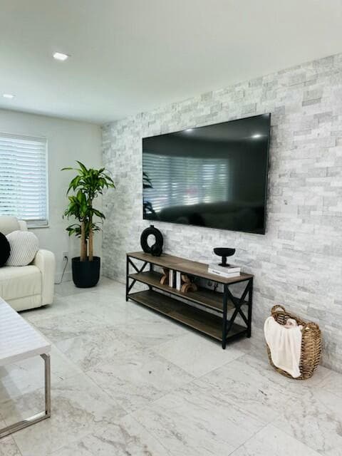 7540 Hope Street, Hollywood, FL 33024 — photo 4 of 23