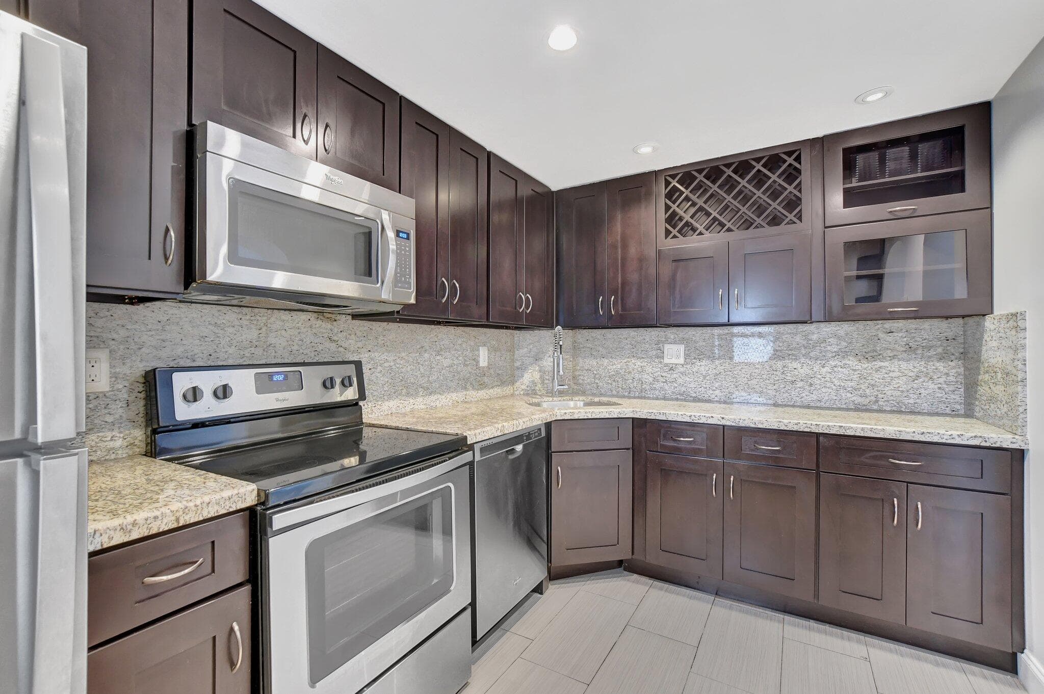 800 E Camino 4110, Boca Raton, FL 33432 — photo 1 of 41