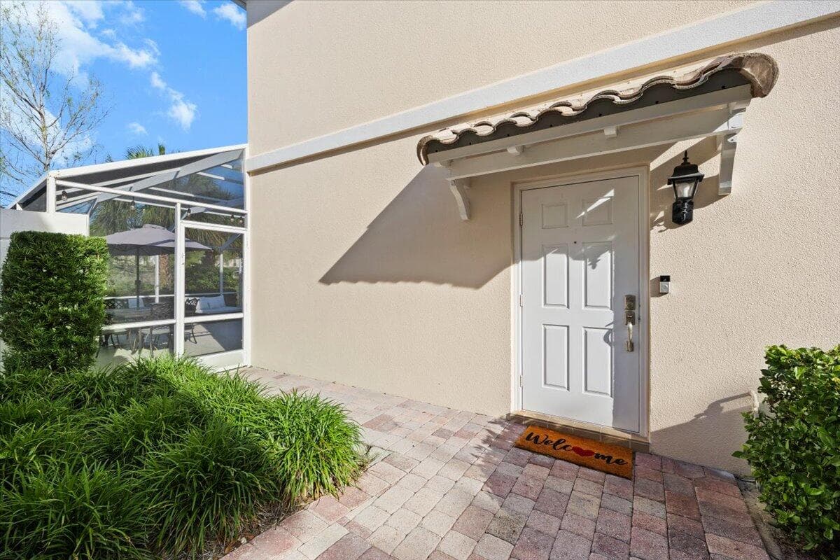 142 Santa Barbara Way, Palm Beach Gardens, FL 33410 — photo 4 of 43