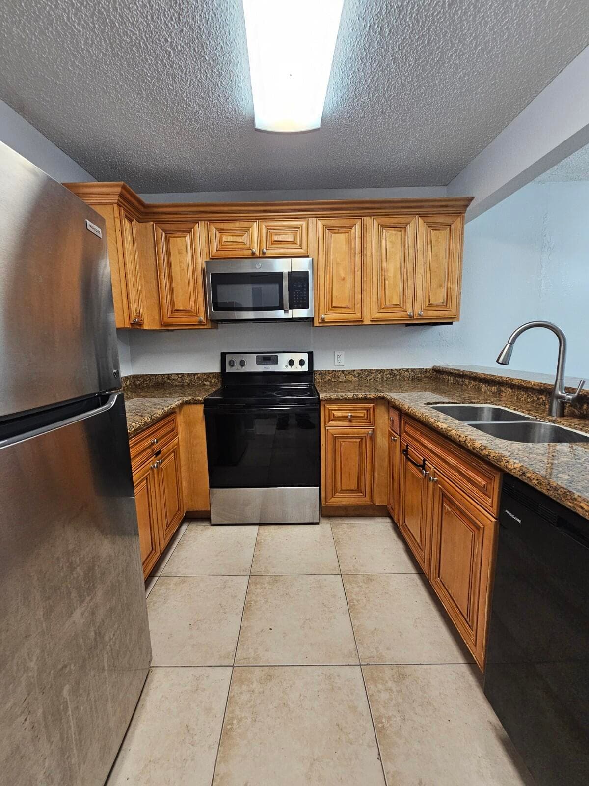 1453 Lake Crystal Drive D, West Palm Beach, FL 33411 — photo 4 of 19
