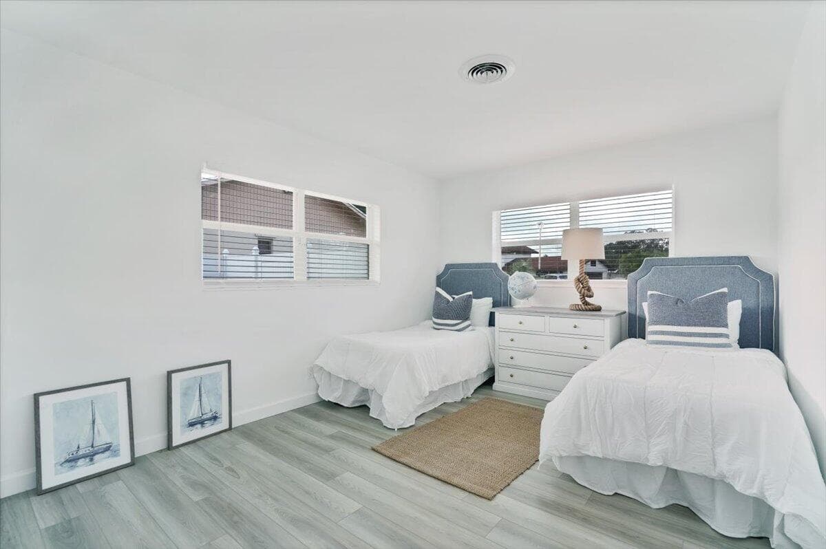 76 W Fairview W W, Tequesta, FL 33469 — photo 15 of 31