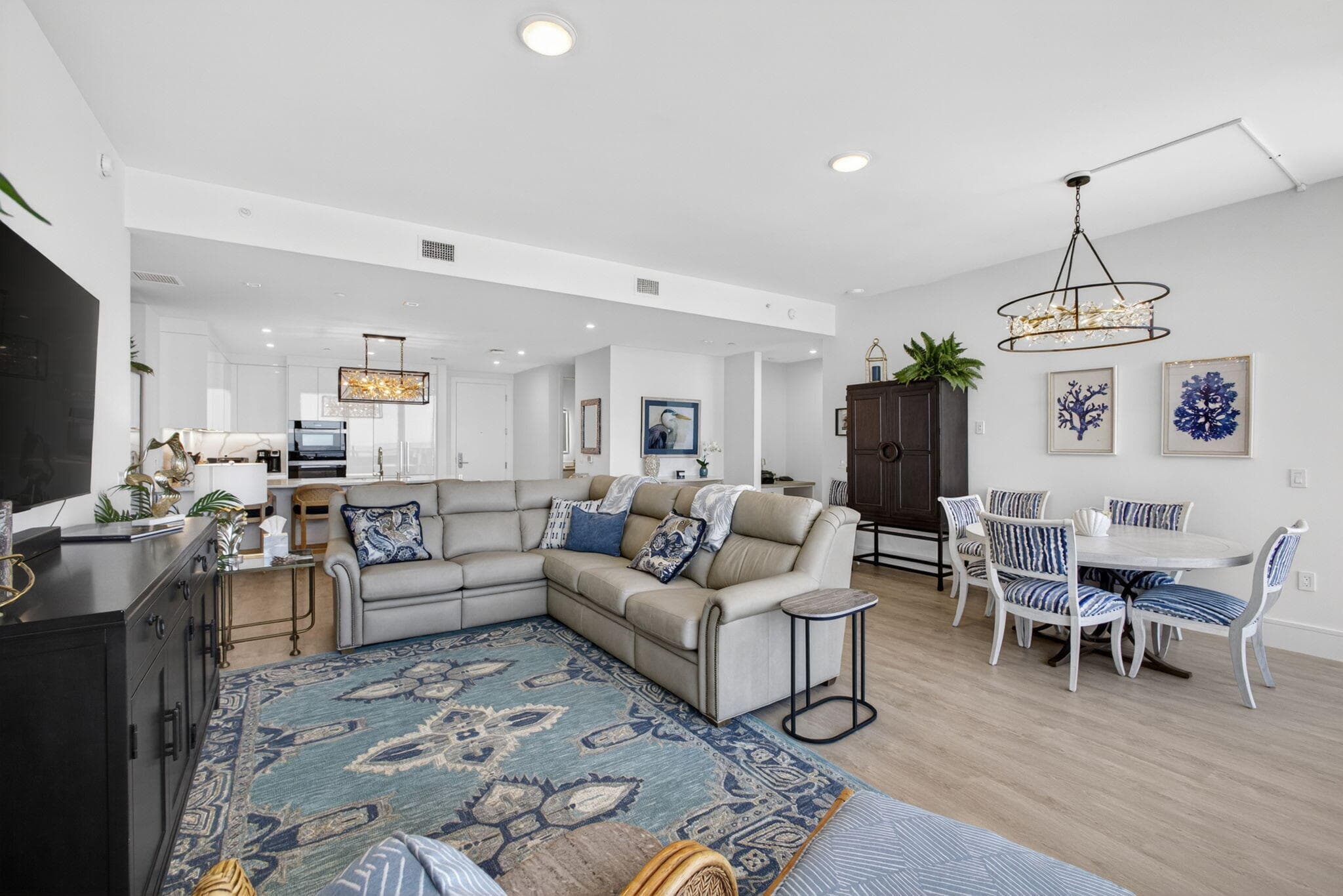 220 Lake Shore Drive 1907, West Palm Beach, FL 33403 — photo 9 of 68