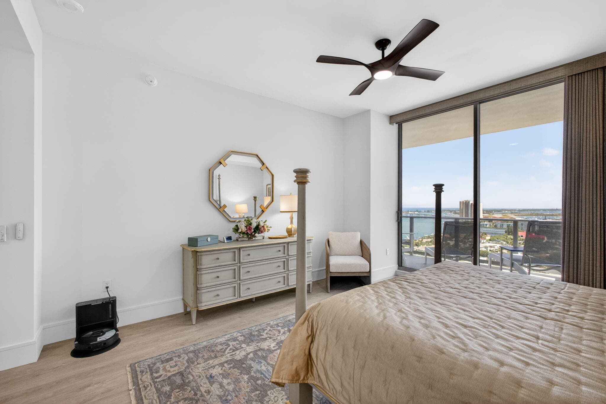 220 Lake Shore Drive 1907, West Palm Beach, FL 33403 — photo 18 of 68