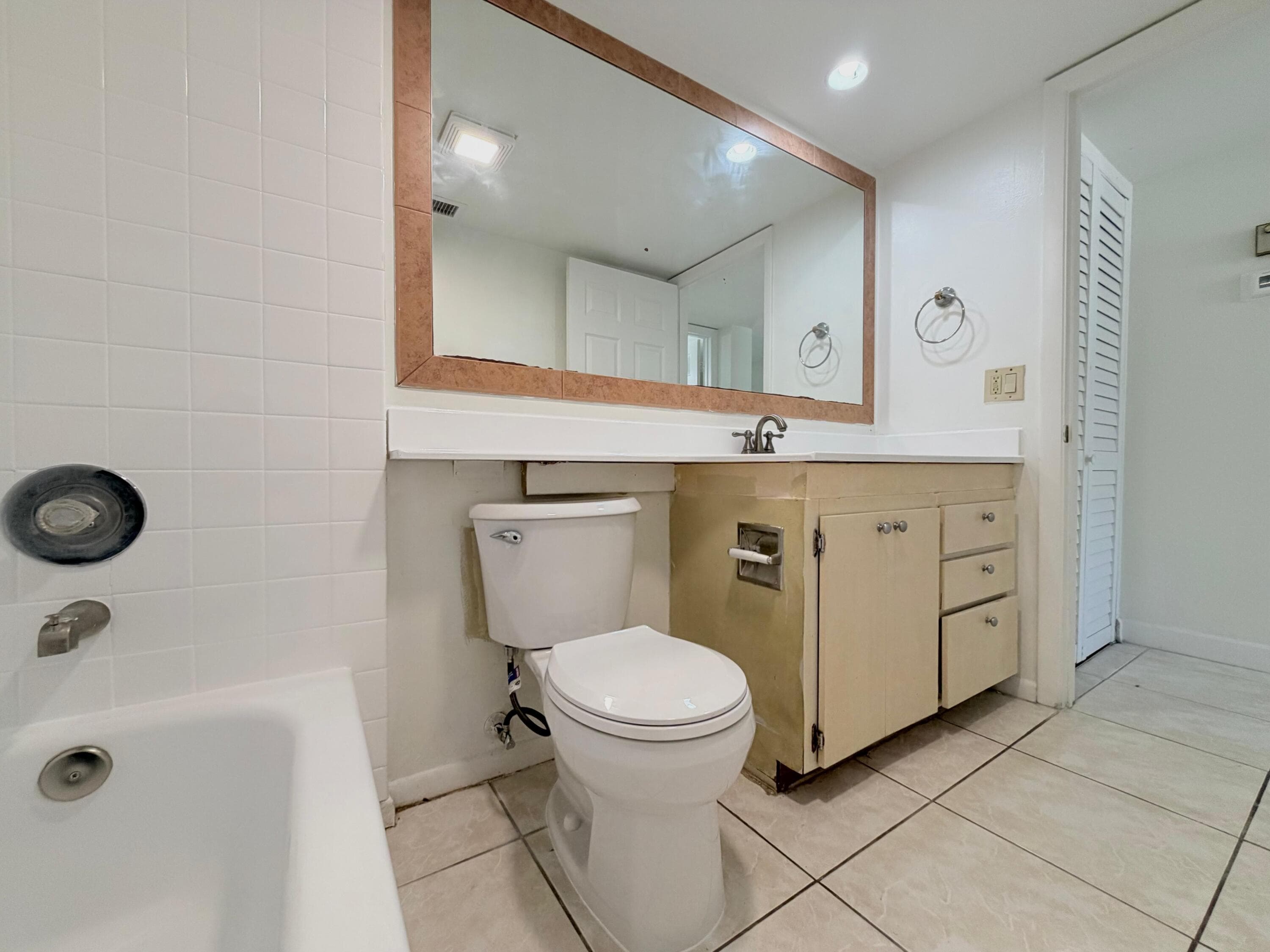 3511 Village Boulevard Unit 103, West Palm Beach, FL 33409 — photo 3 of 15
