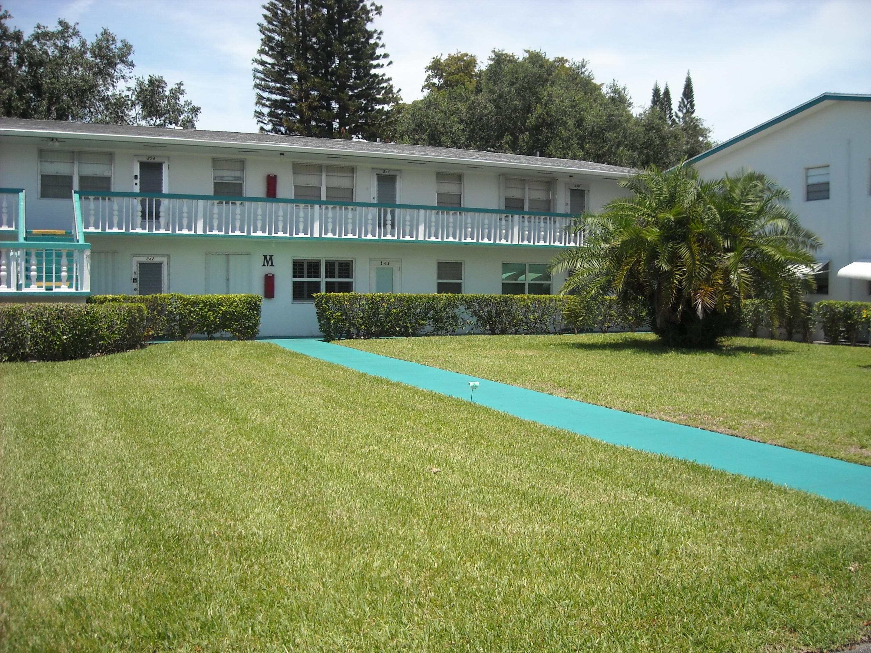 259 Sussex M, West Palm Beach, FL 33417 — photo 1 of 16