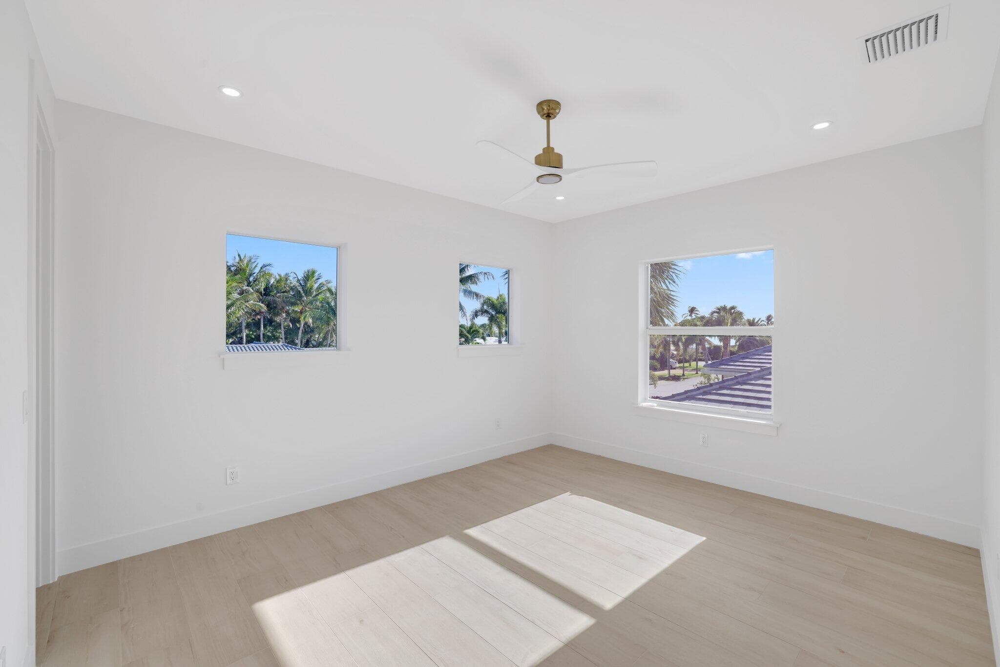 309 Claremont Lane, West Palm Beach, FL 33404 — photo 31 of 47