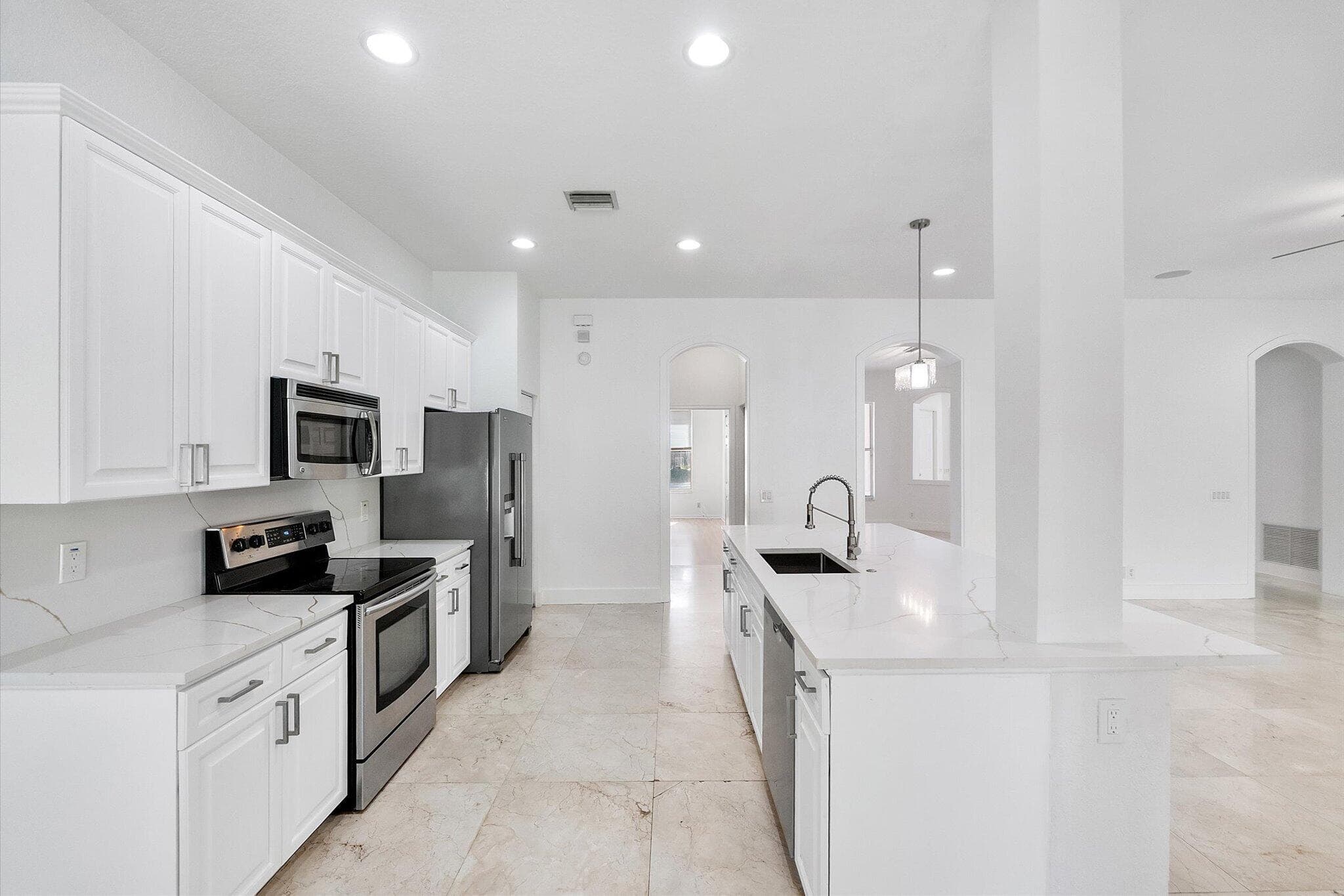 2013 Harbor View Circle, Weston, FL 33327 — photo 4 of 37