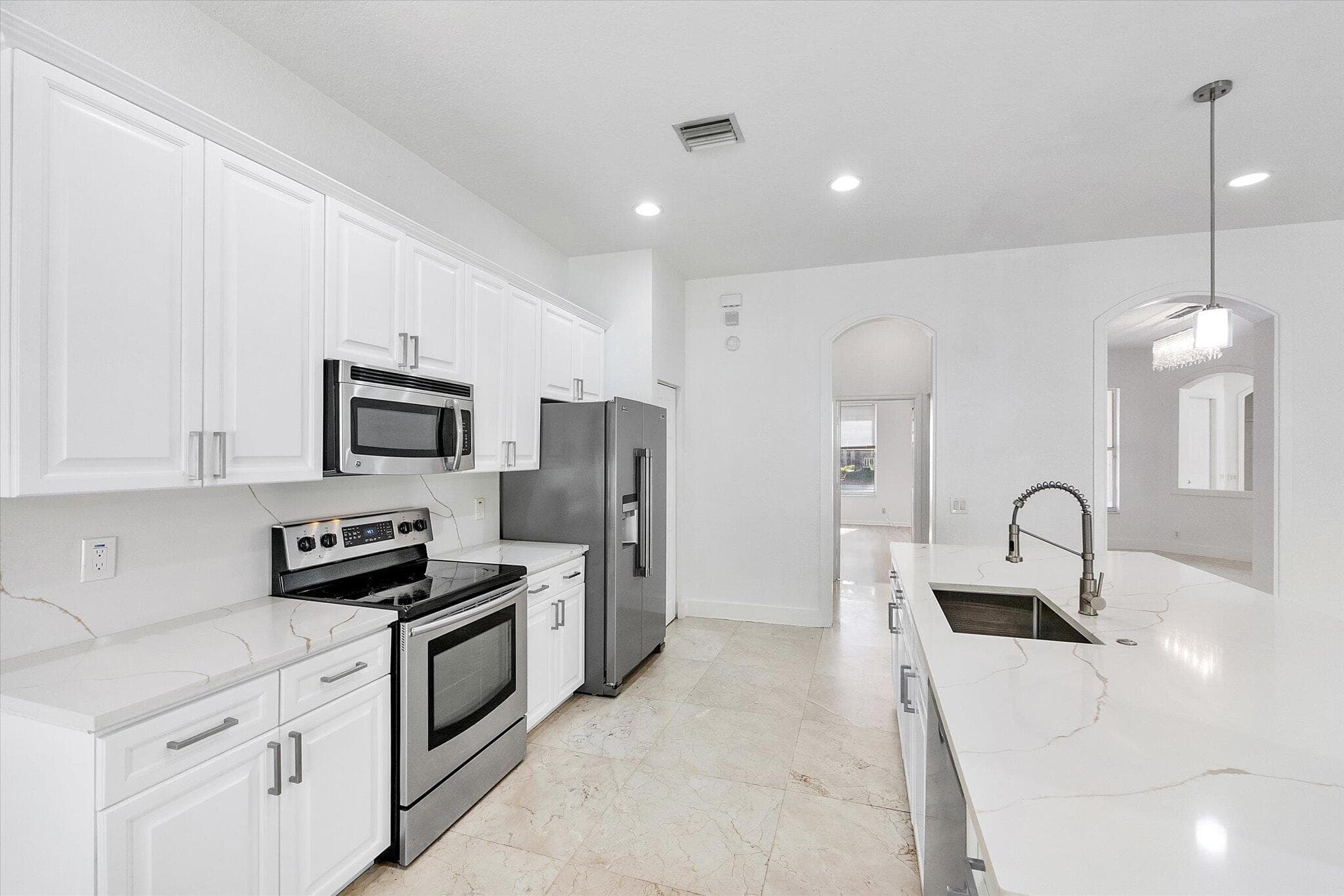 2013 Harbor View Circle, Weston, FL 33327 — photo 5 of 37