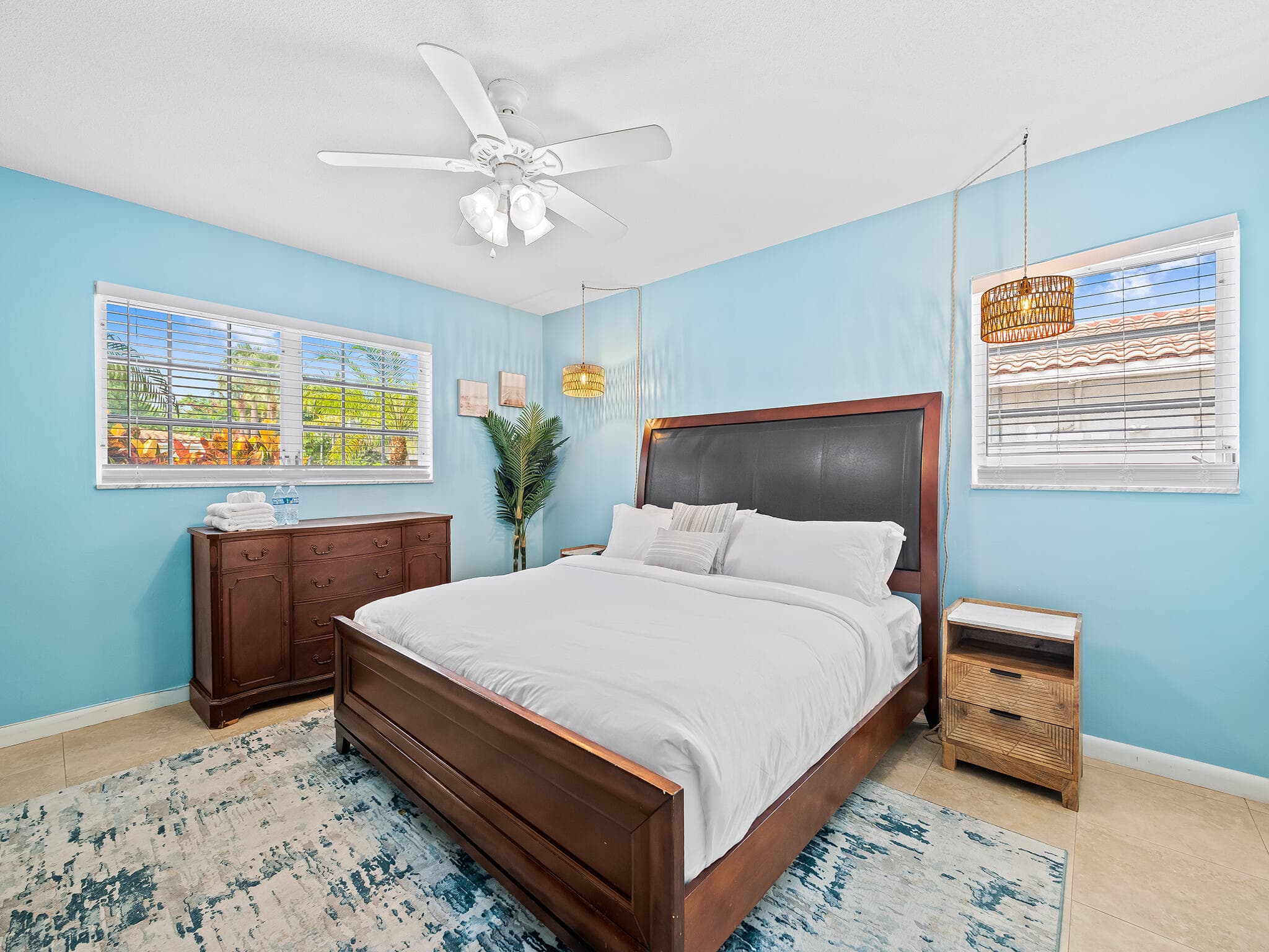 3240 Spanish River Drive, Lauderdale-By-The-Sea, FL 33062 — photo 12 of 27