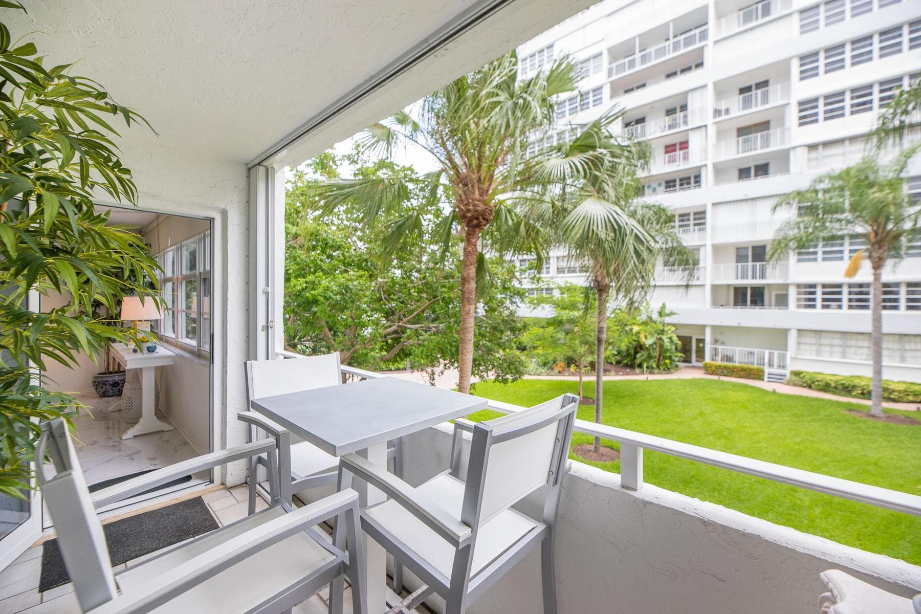 1160 N Federal Highway 215, Fort Lauderdale, FL 33304 — photo 5 of 59