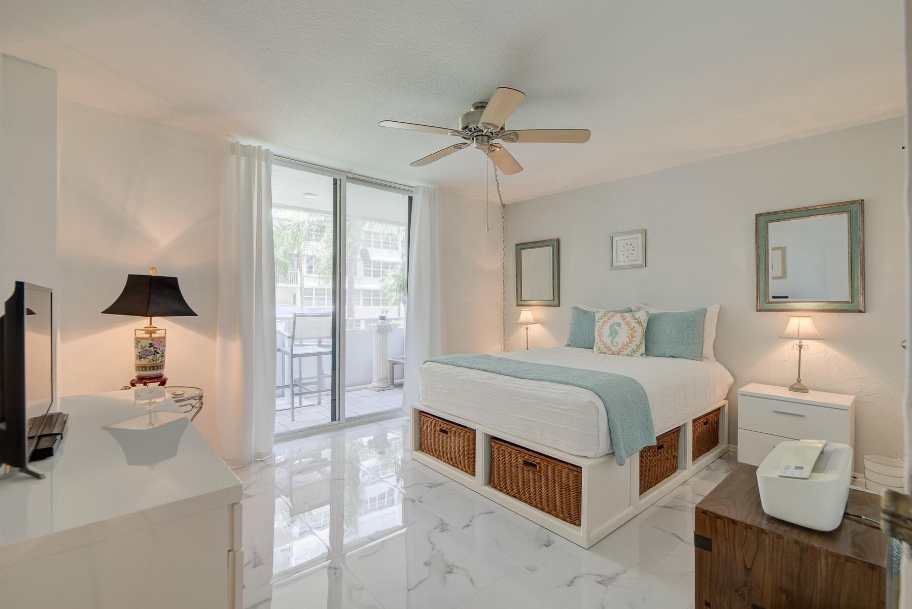 1160 N Federal Highway 215, Fort Lauderdale, FL 33304 — photo 8 of 59