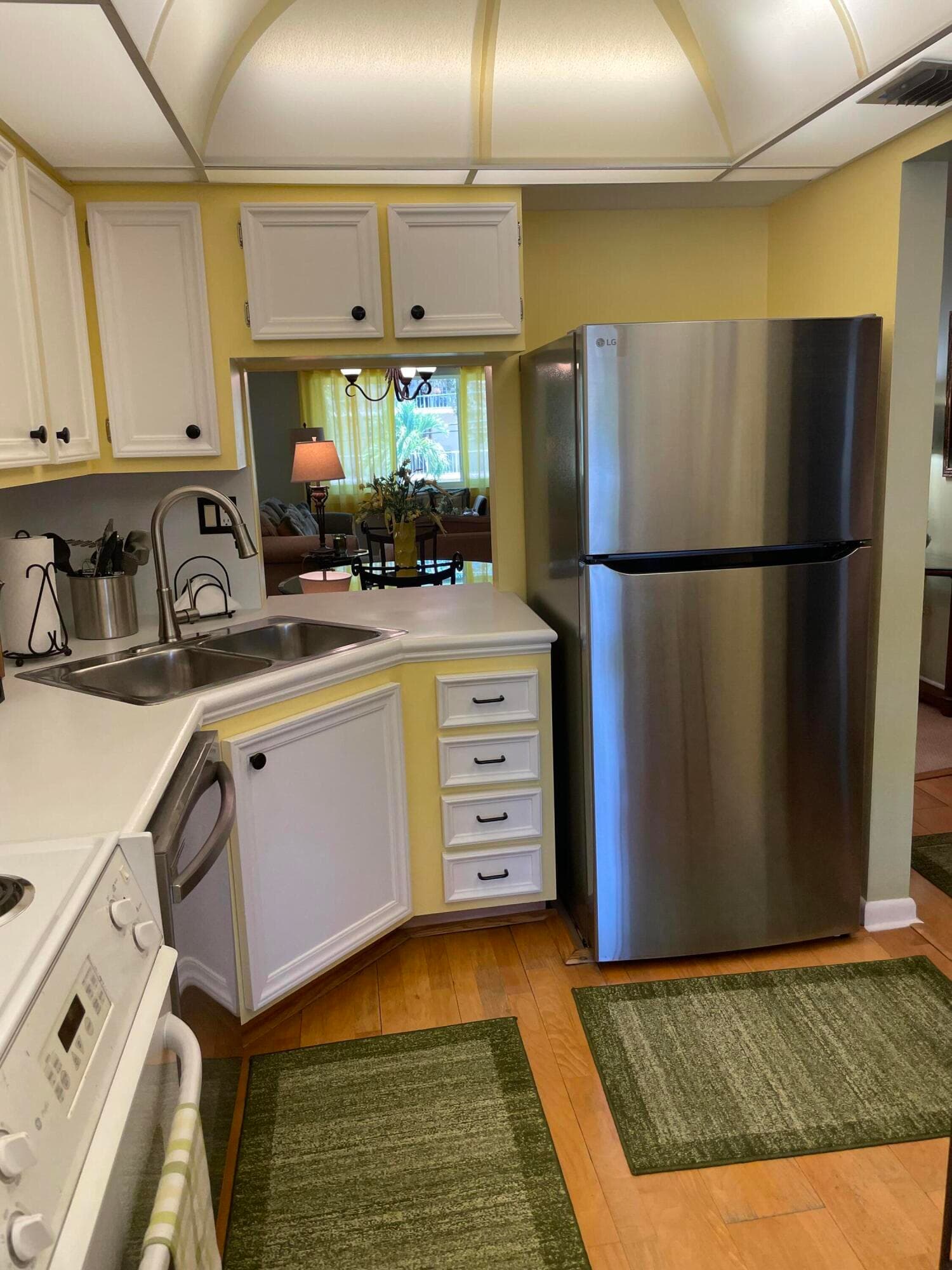 860 SE 6th Avenue 410, Deerfield Beach, FL 33441 — photo 13 of 67