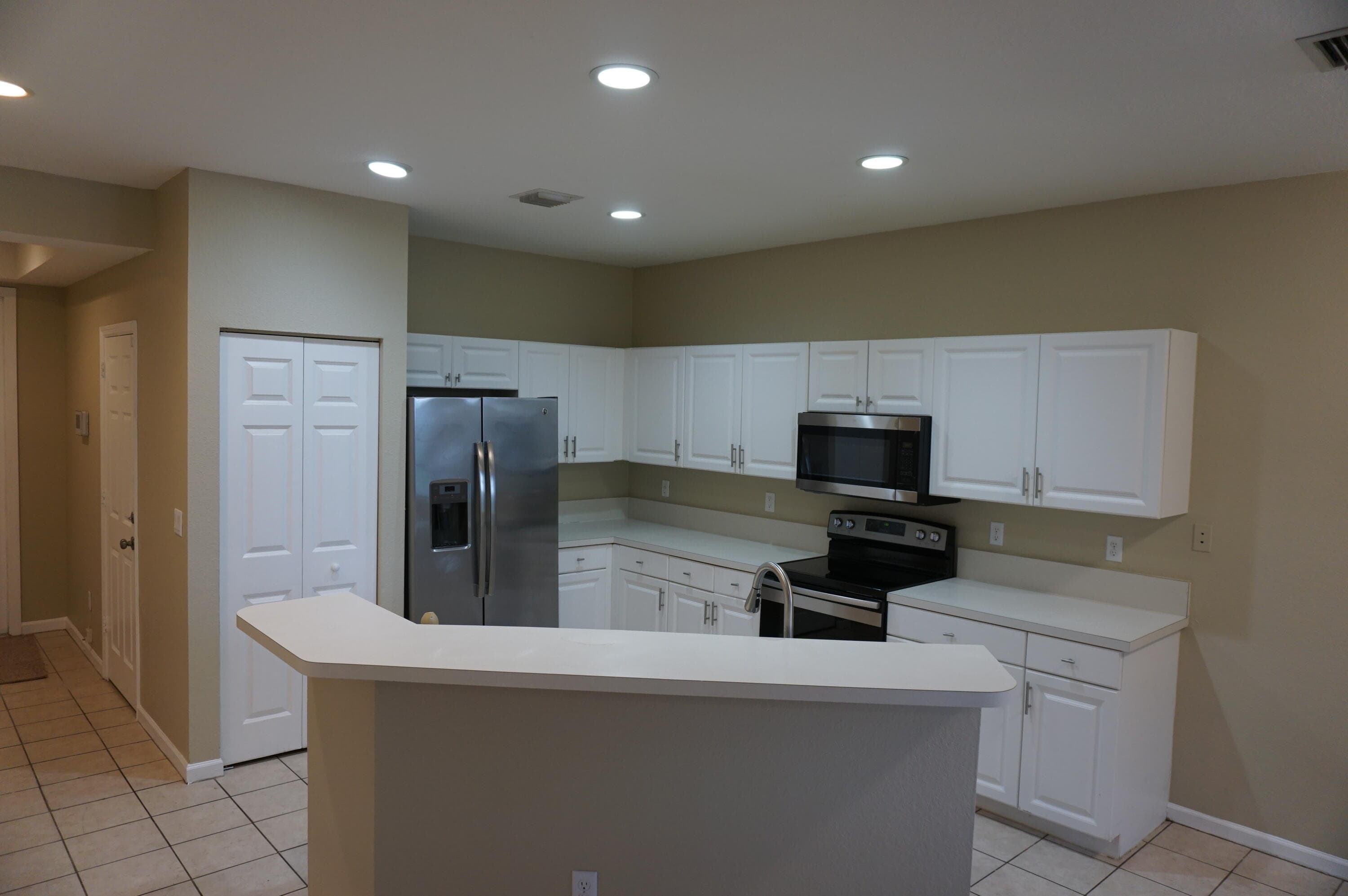 2022 Freeport Lane, Riviera Beach, FL 33404 — photo 2 of 18