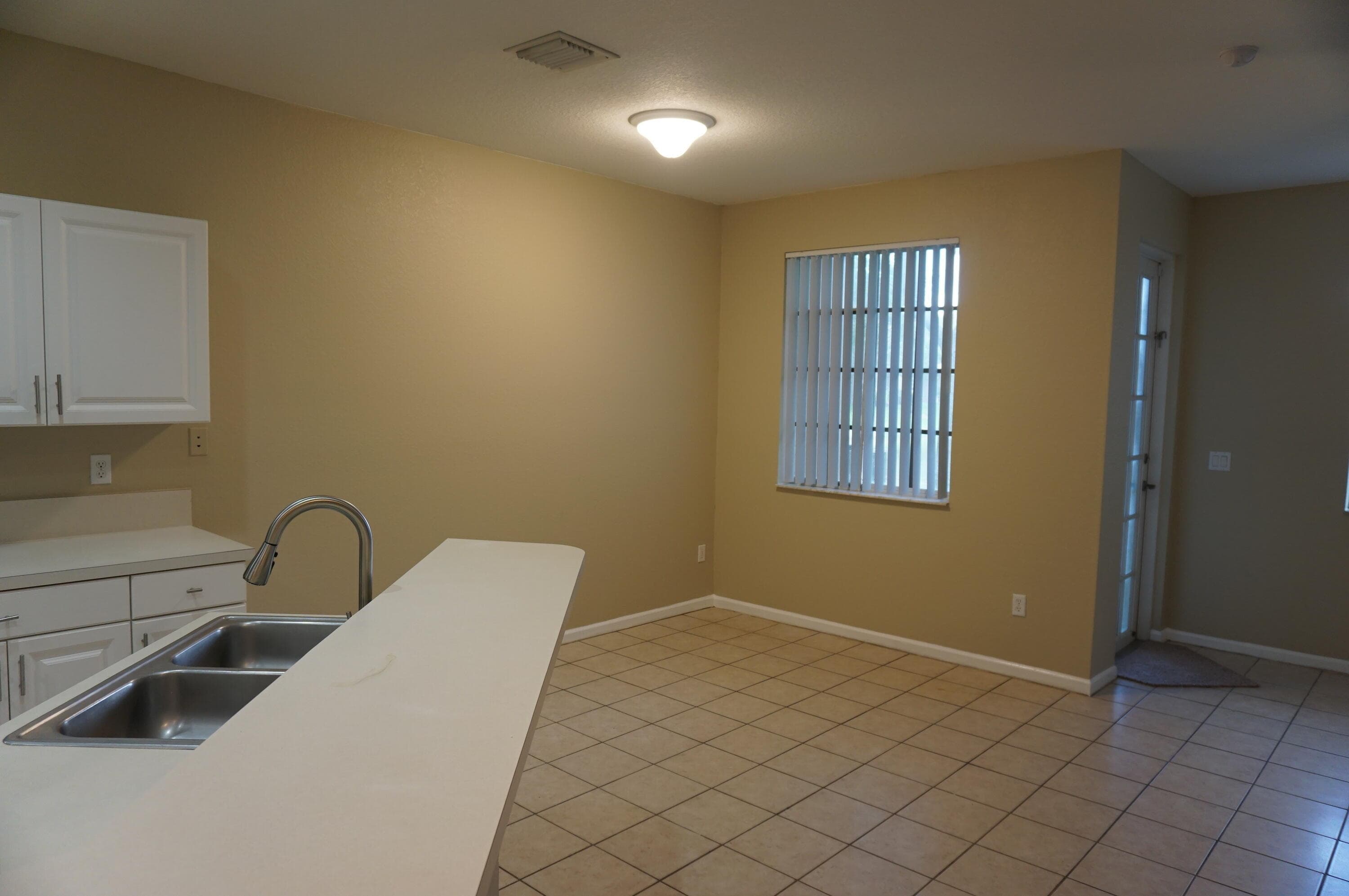 2022 Freeport Lane, Riviera Beach, FL 33404 — photo 6 of 18