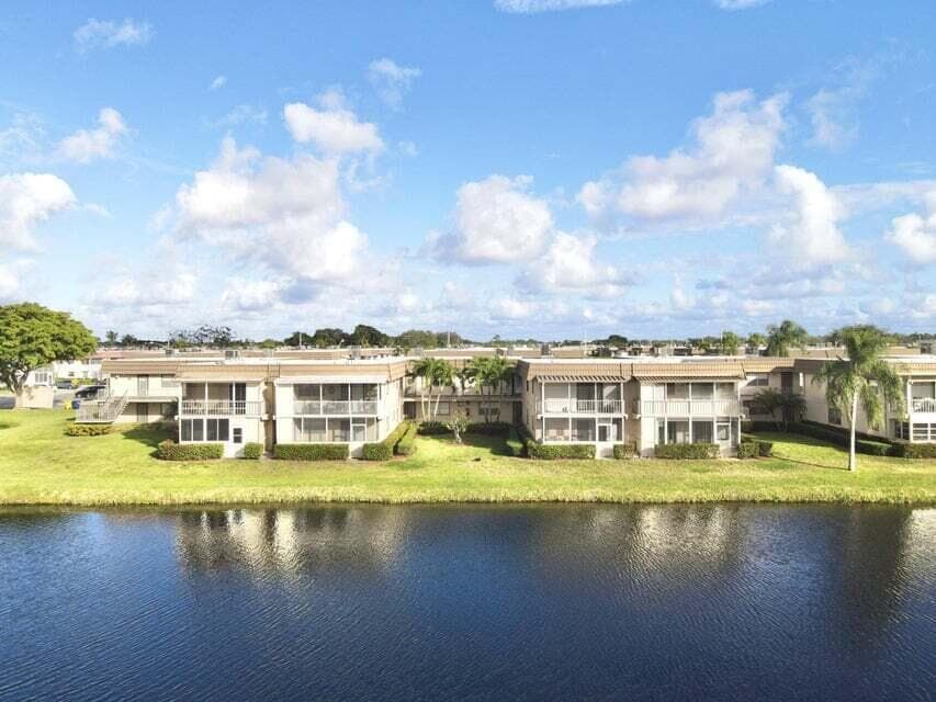 259 Saxony F Circles 259, Delray Beach, FL 33446 — photo 1 of 45