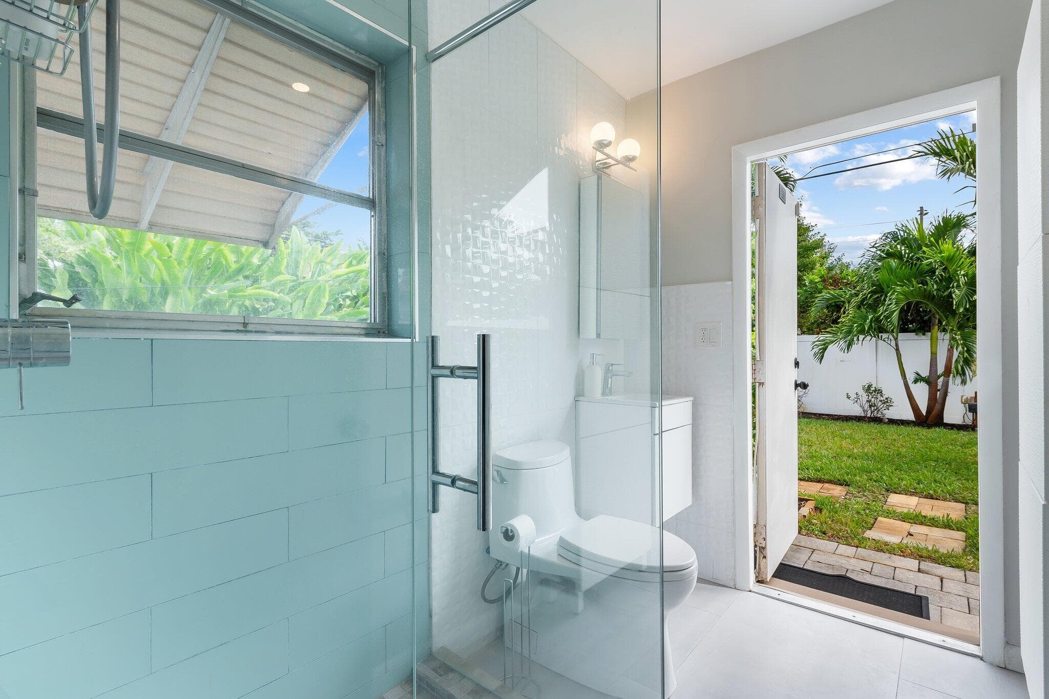 2640 NW 9th Lane, Wilton Manors, FL 33311 — photo 25 of 38