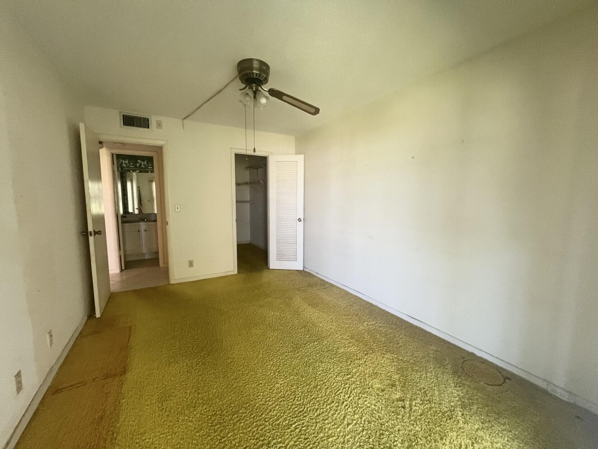 392 Grantham F 392, Deerfield Beach, FL 33442 — photo 10 of 42