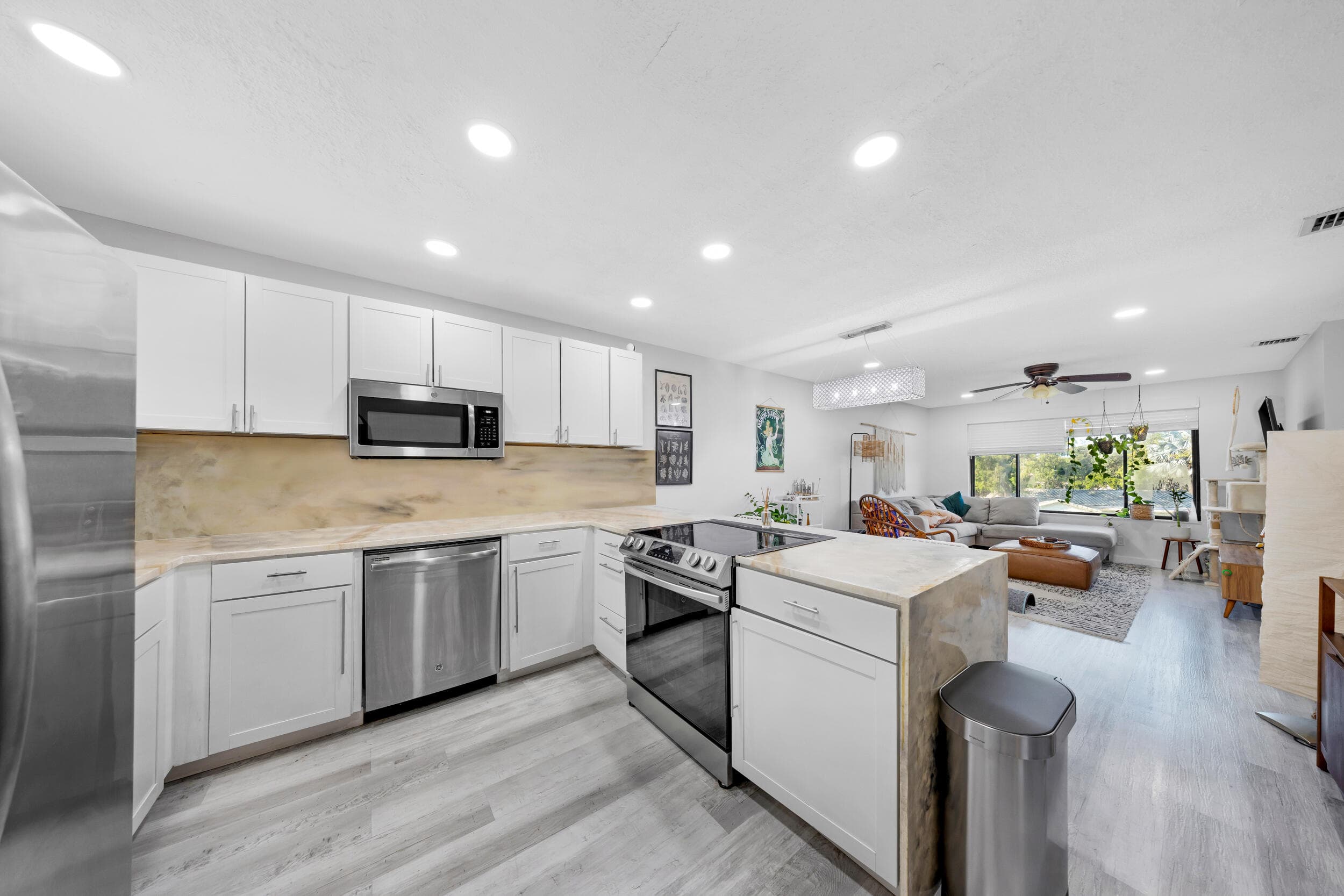 11477 NW 39th Court 306-1, Coral Springs, FL 33065 — photo 5 of 16