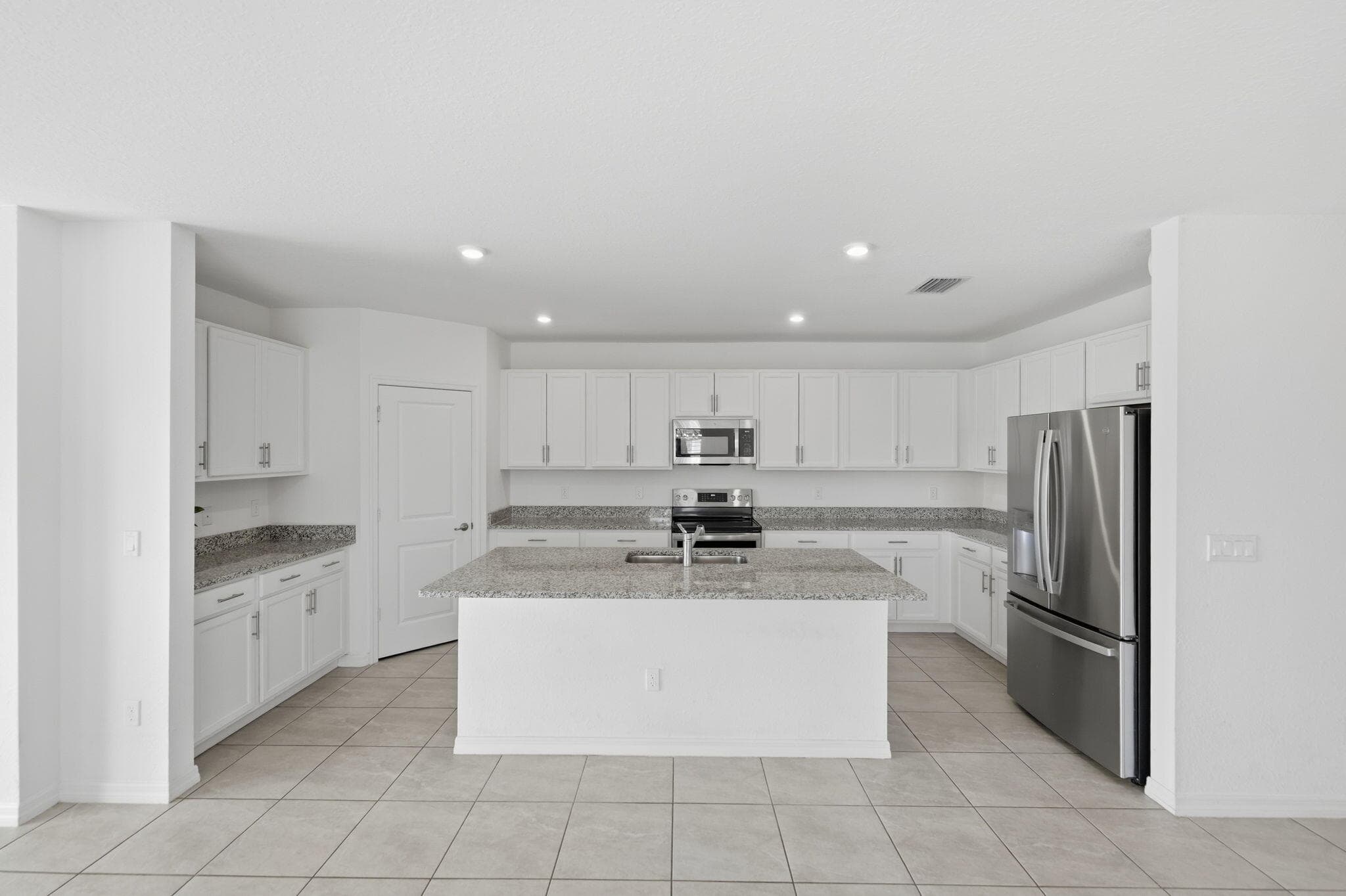 4633 SW Savona Boulevard, Port St. Lucie, FL 34953 — photo 3 of 47