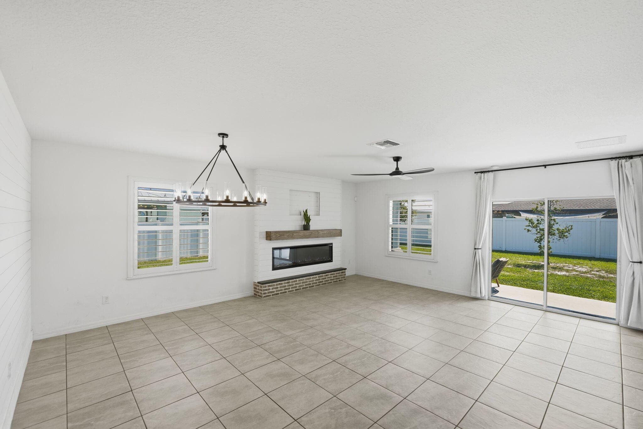 4633 SW Savona Boulevard, Port St. Lucie, FL 34953 — photo 7 of 47