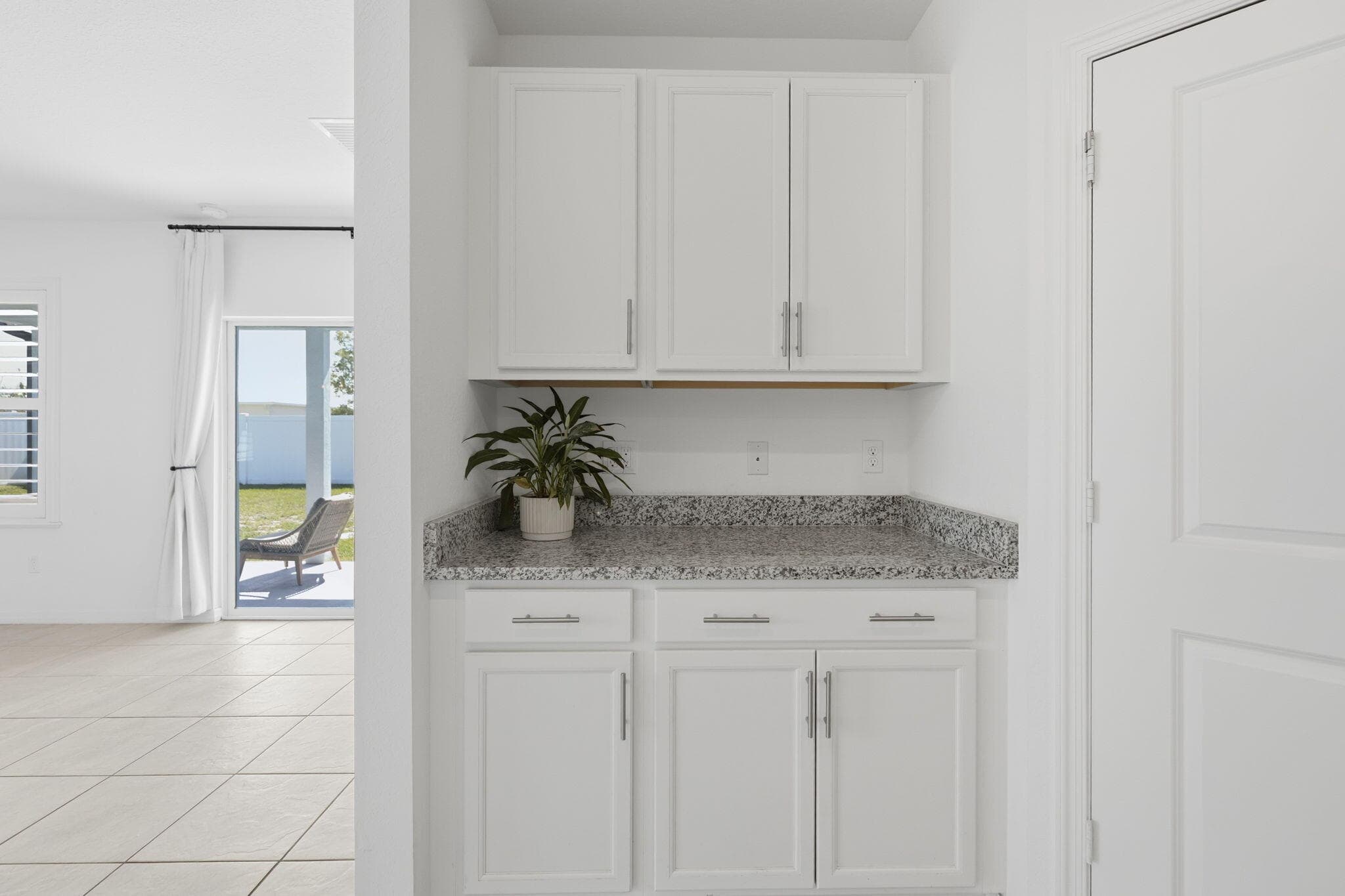 4633 SW Savona Boulevard, Port St. Lucie, FL 34953 — photo 8 of 47