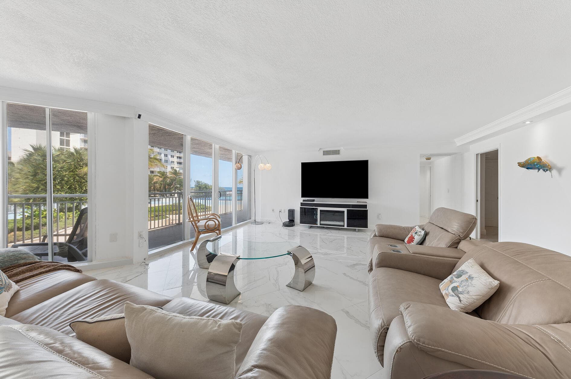 3546 S Ocean Boulevard 324, South Palm Beach, FL 33480 — photo 6 of 28