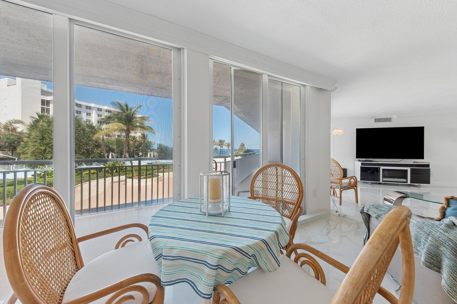 3546 S Ocean Boulevard 324, South Palm Beach, FL 33480 — photo 14 of 28