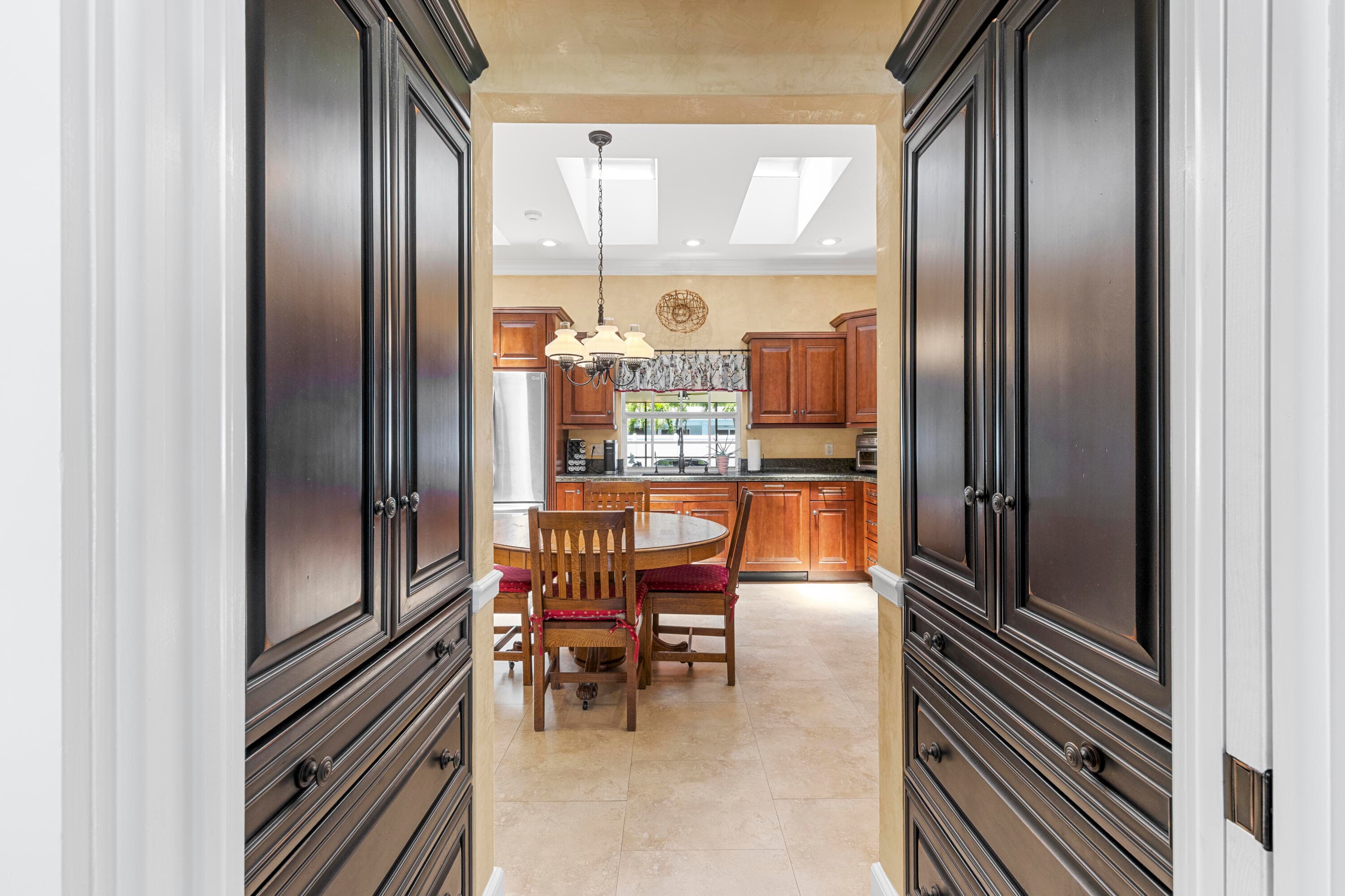 7501 Plantation Road, Plantation, FL 33317 — photo 13 of 58
