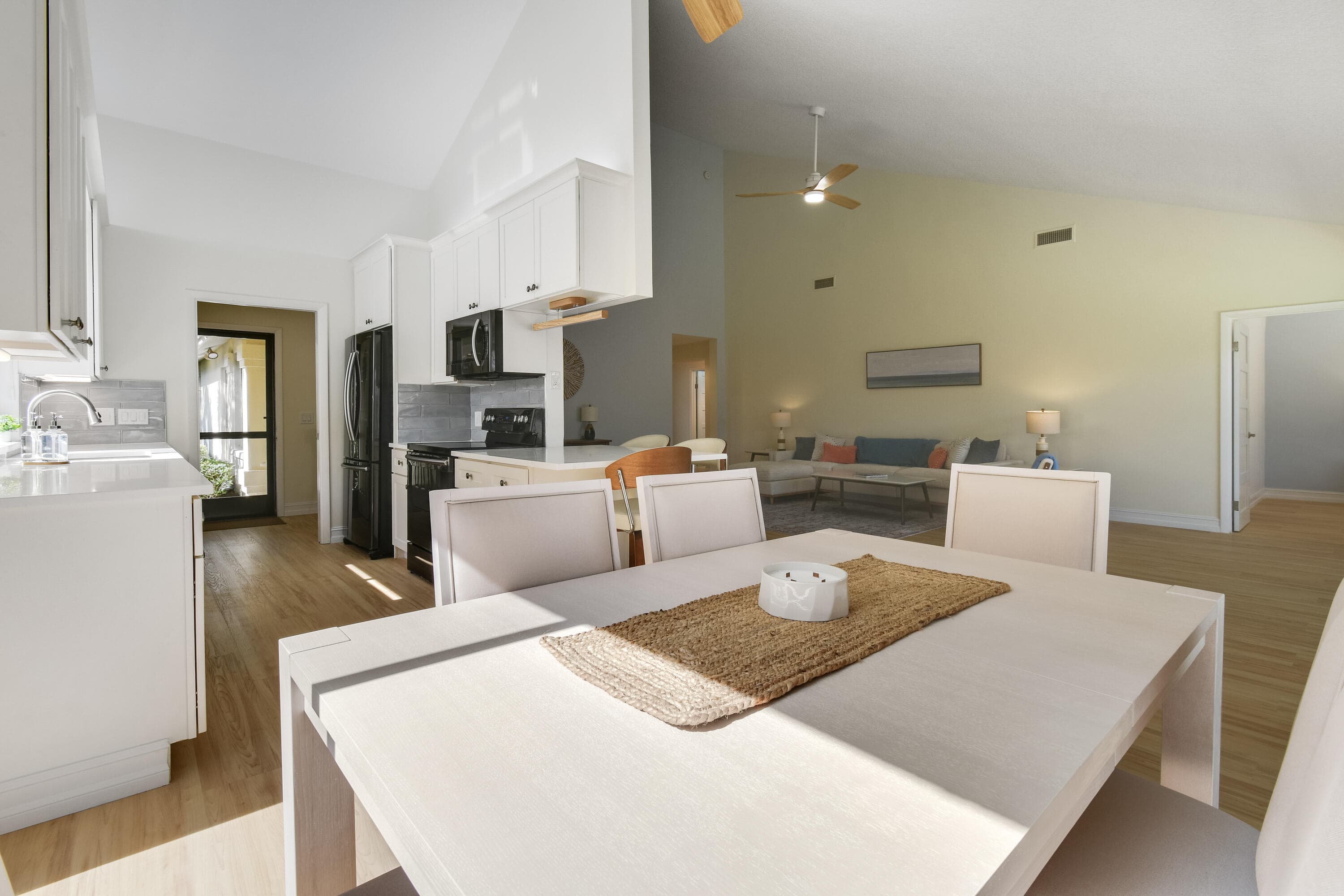 137 Harbourside Circle, Jupiter, FL 33477 — photo 10 of 40