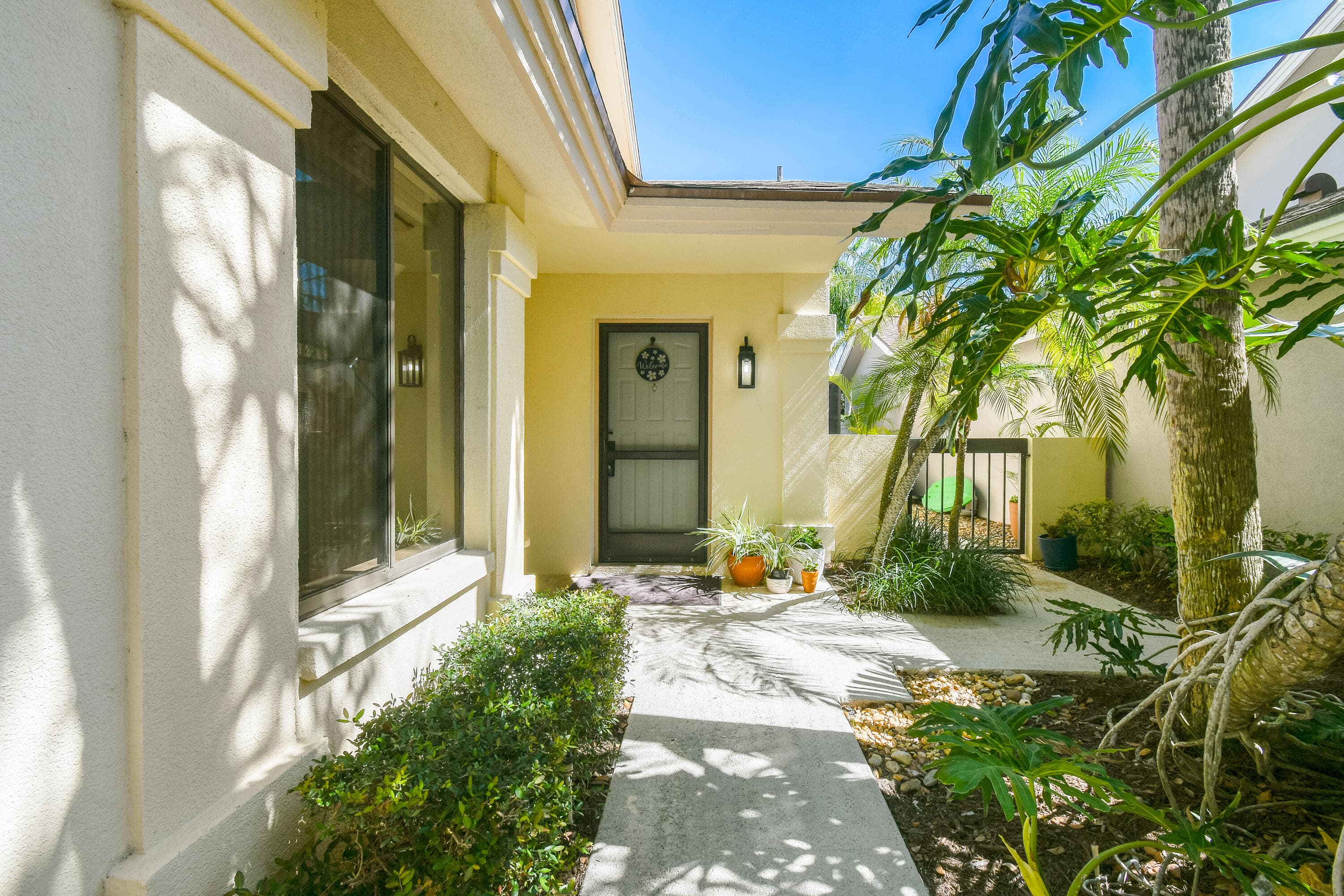 137 Harbourside Circle, Jupiter, FL 33477 — photo 2 of 40