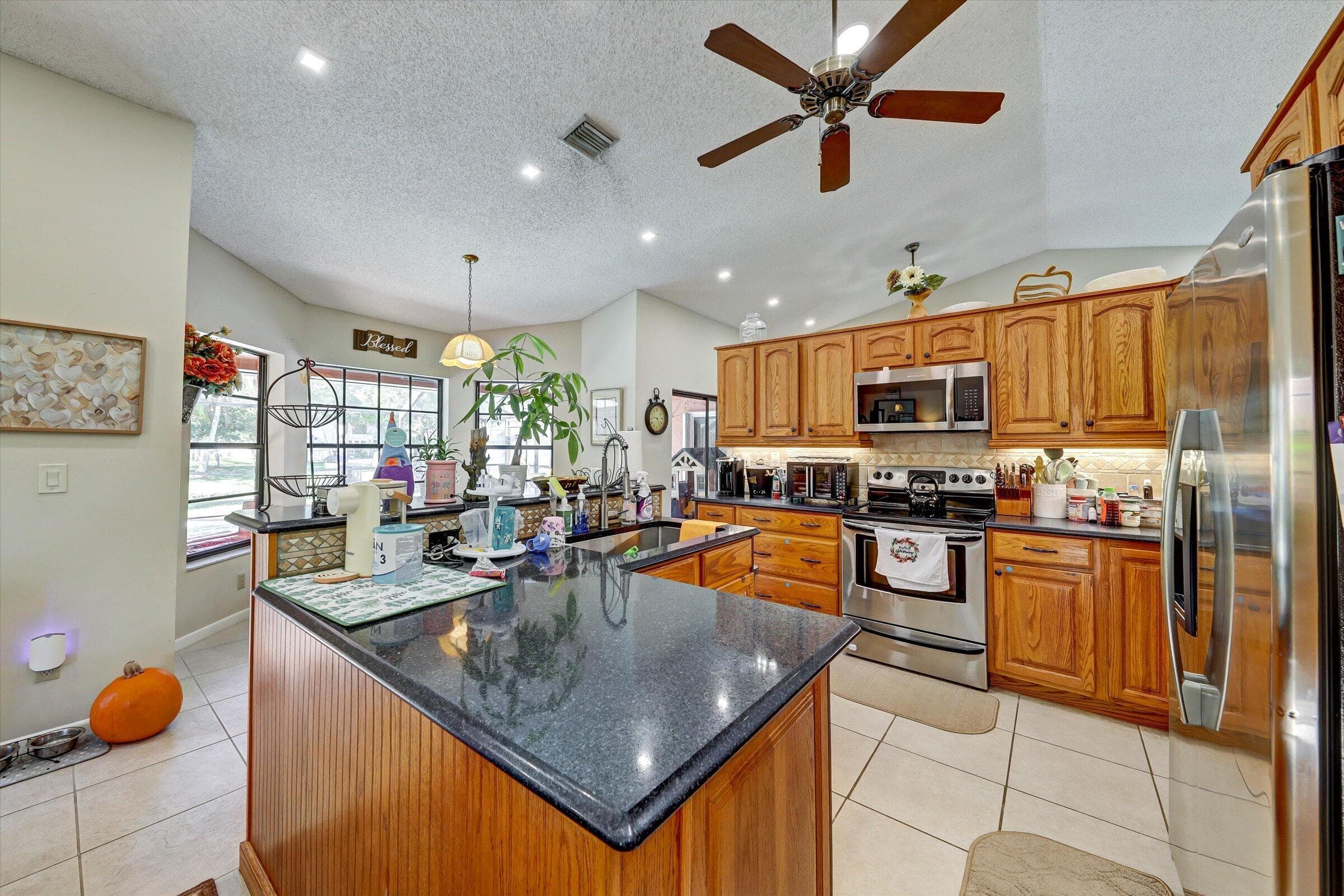 10966 NW 14th Street, Coral Springs, FL 33071 — photo 8 of 47