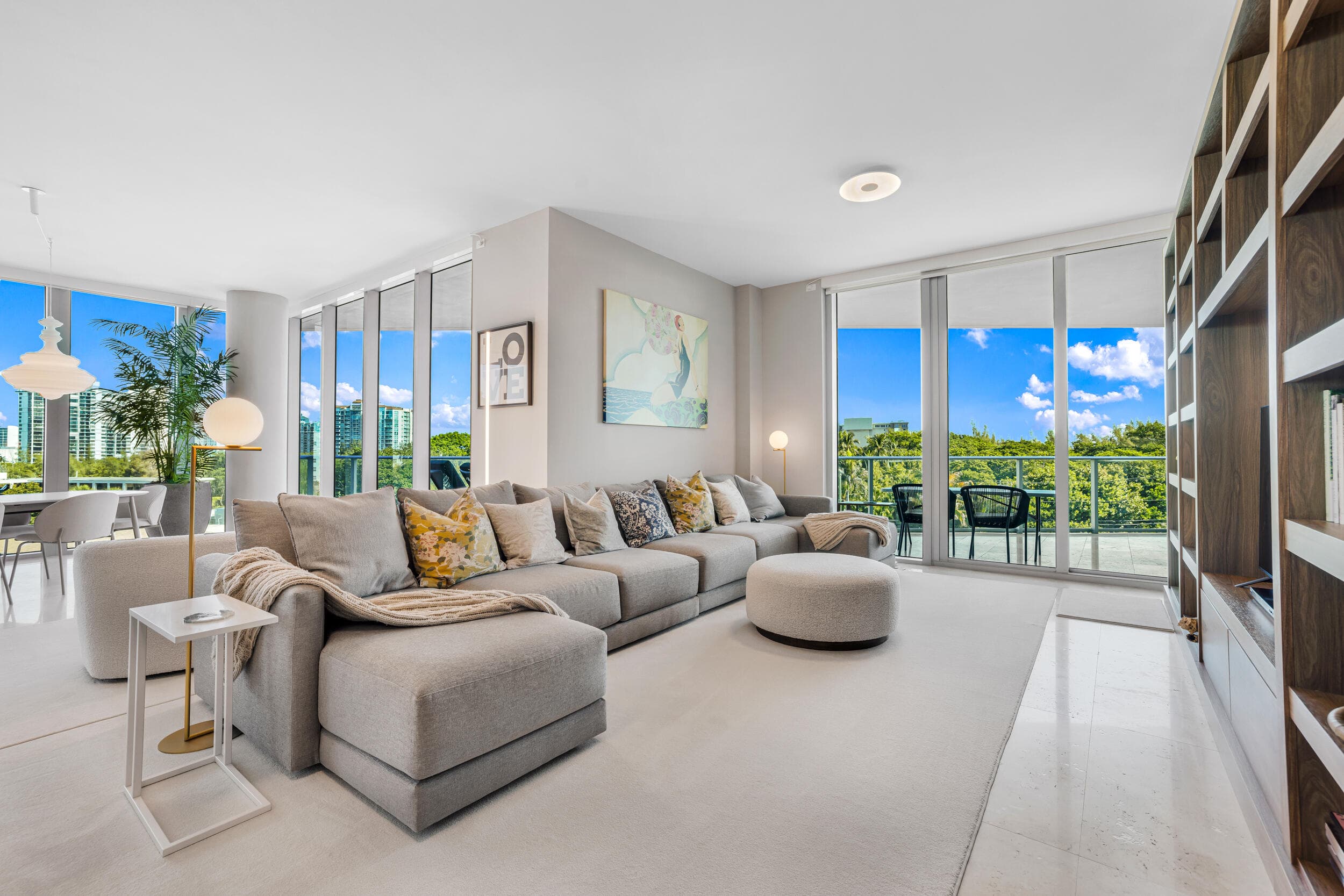 701 N Fort Lauderdale Beach Boulevard 406, Fort Lauderdale, FL 33304 — photo 1 of 50