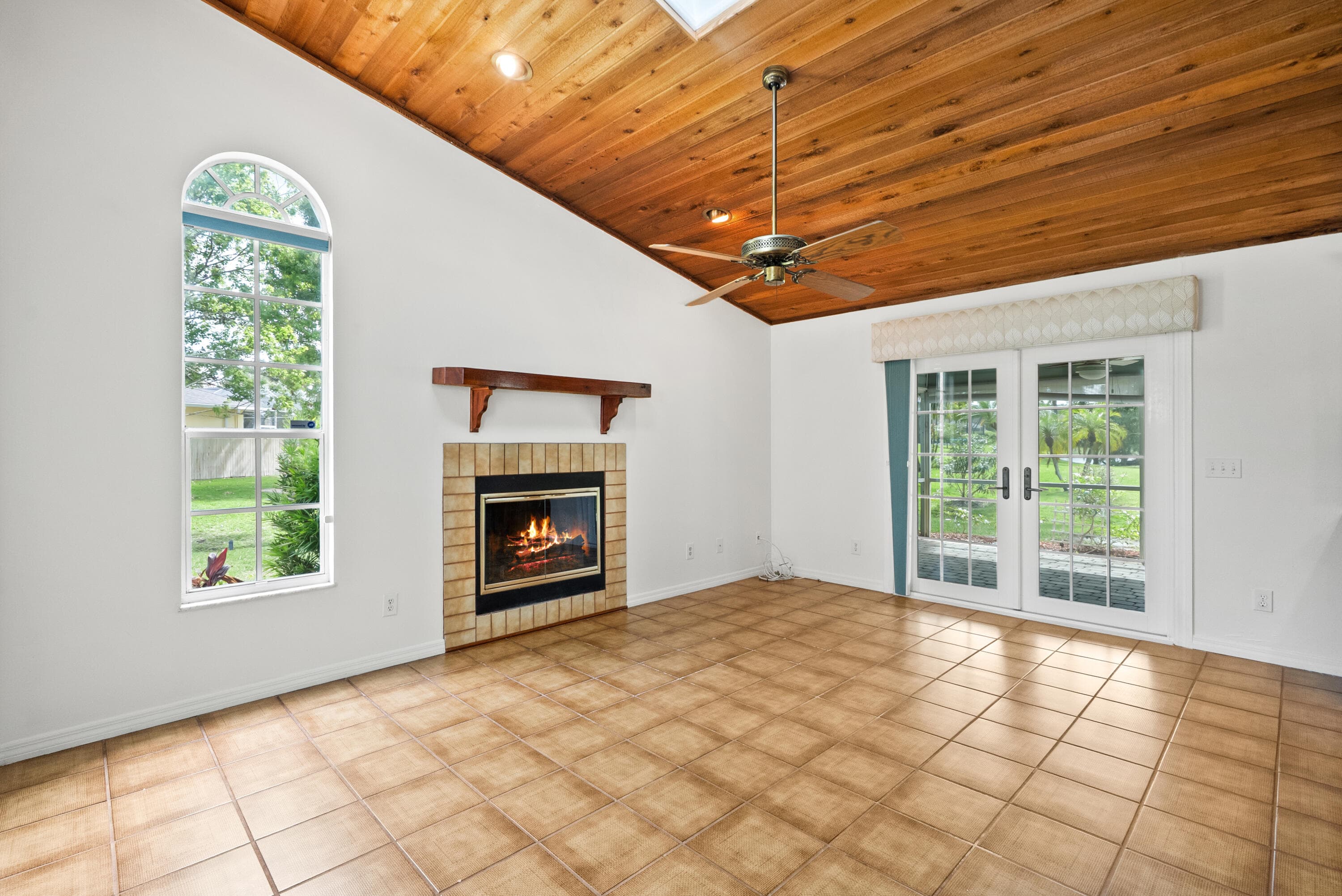 2415 NW Cove View, Stuart, FL 34994 — photo 22 of 54