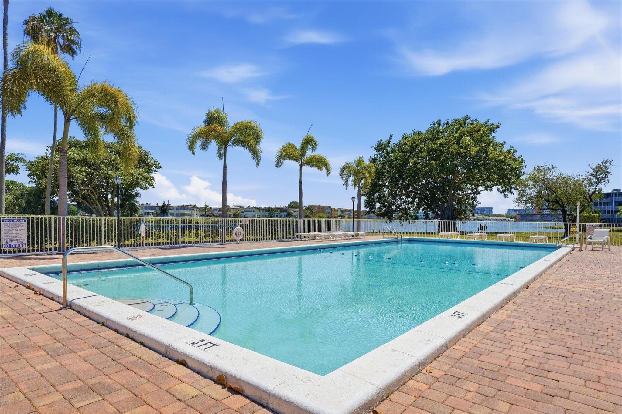 1750 NE 191st Street 811, North Miami Beach, FL 33179 — photo 30 of 31