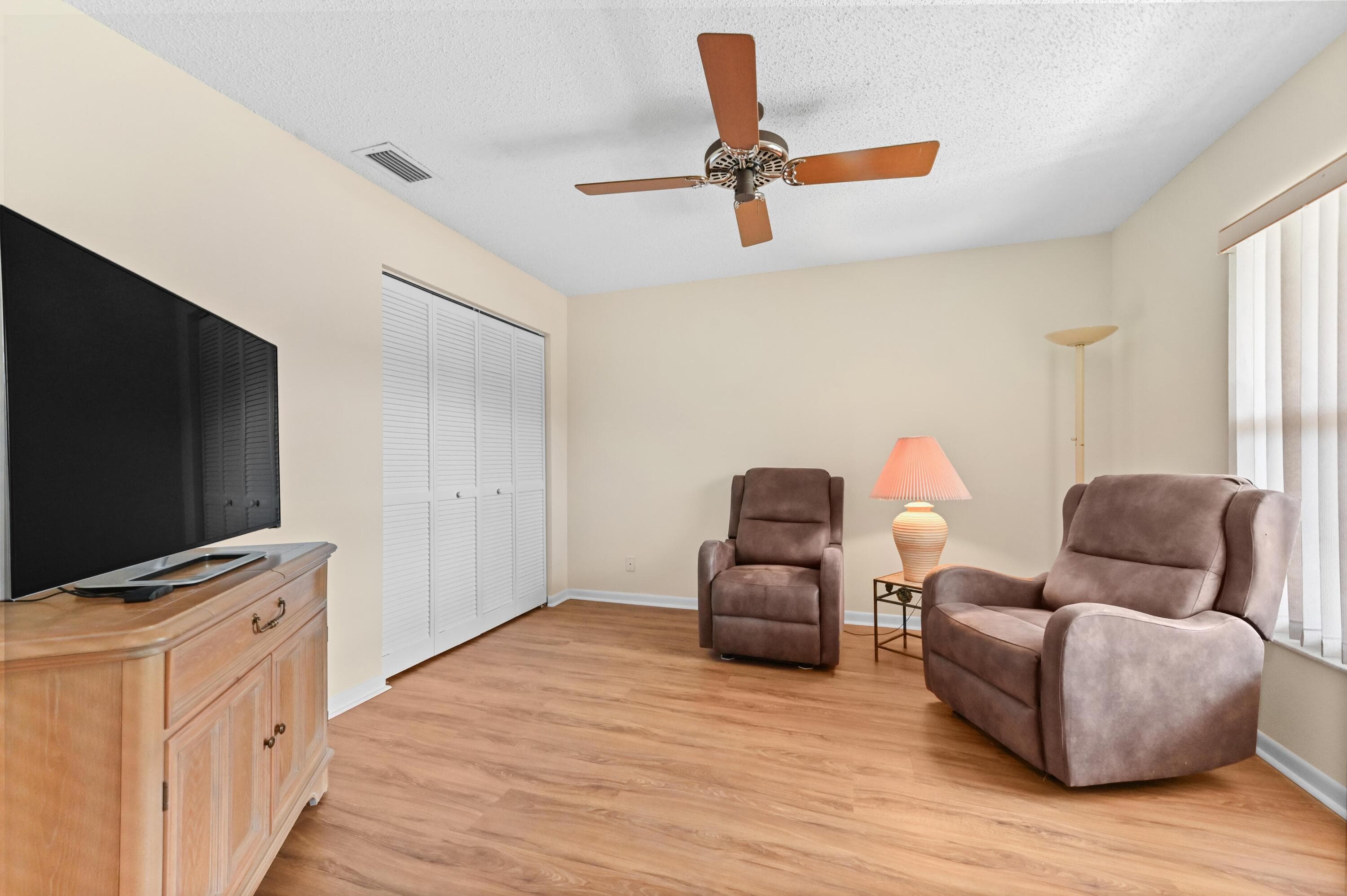 8515 Lake Point Court, Lake Worth, FL 33467 — photo 15 of 27