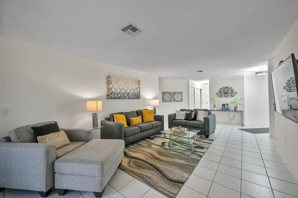 5290 Europa Drive B, Boynton Beach, FL 33437 — photo 8 of 51